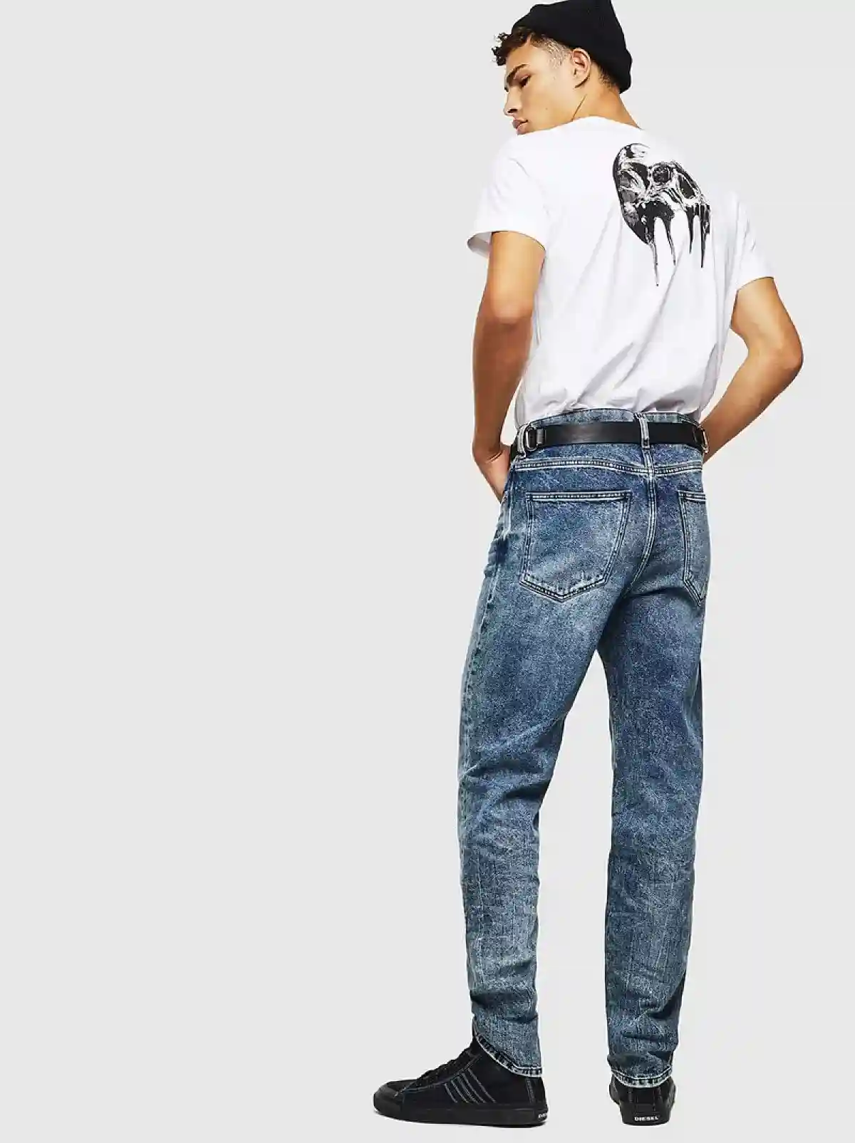 Blue Straight Fit Jeans- D-Macs