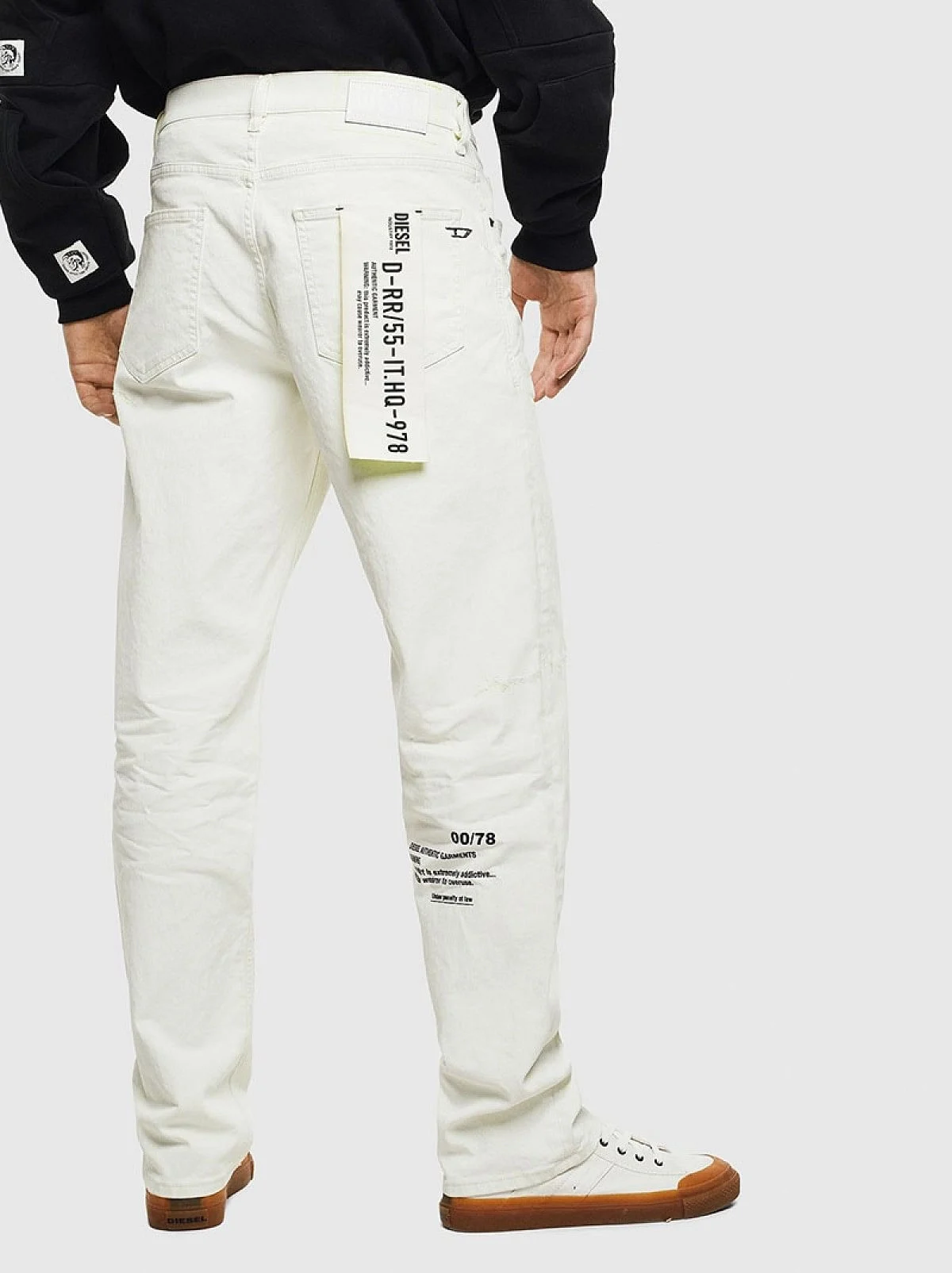 White Straight Fit Jeans- D-Macs