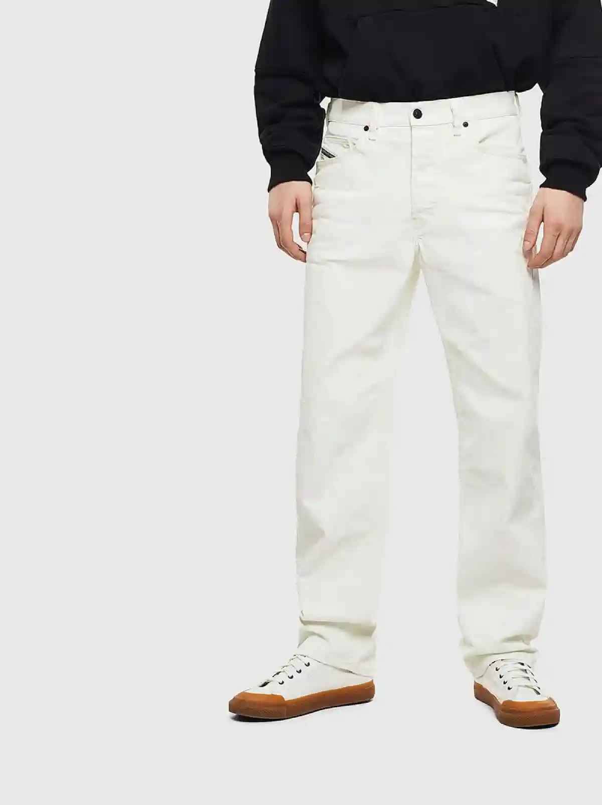White Straight Fit Jeans- D-Macs