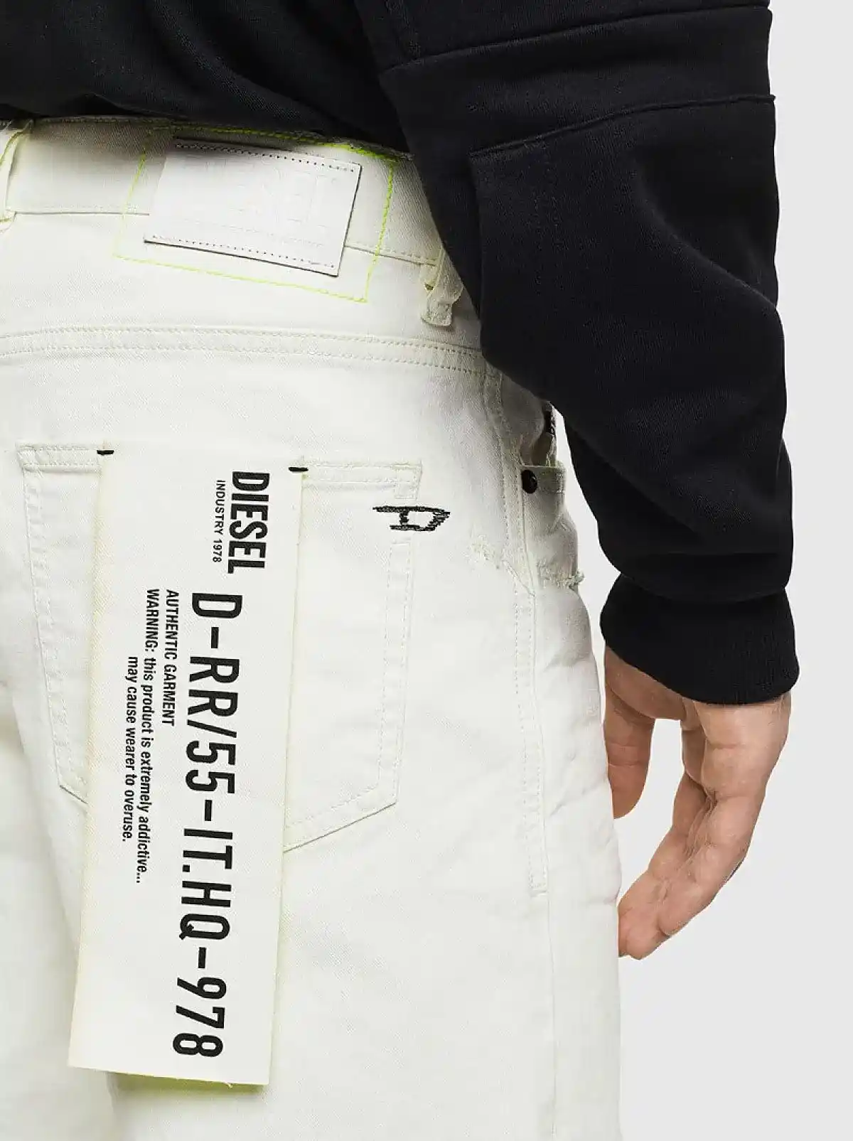 White Straight Fit Jeans- D-Macs