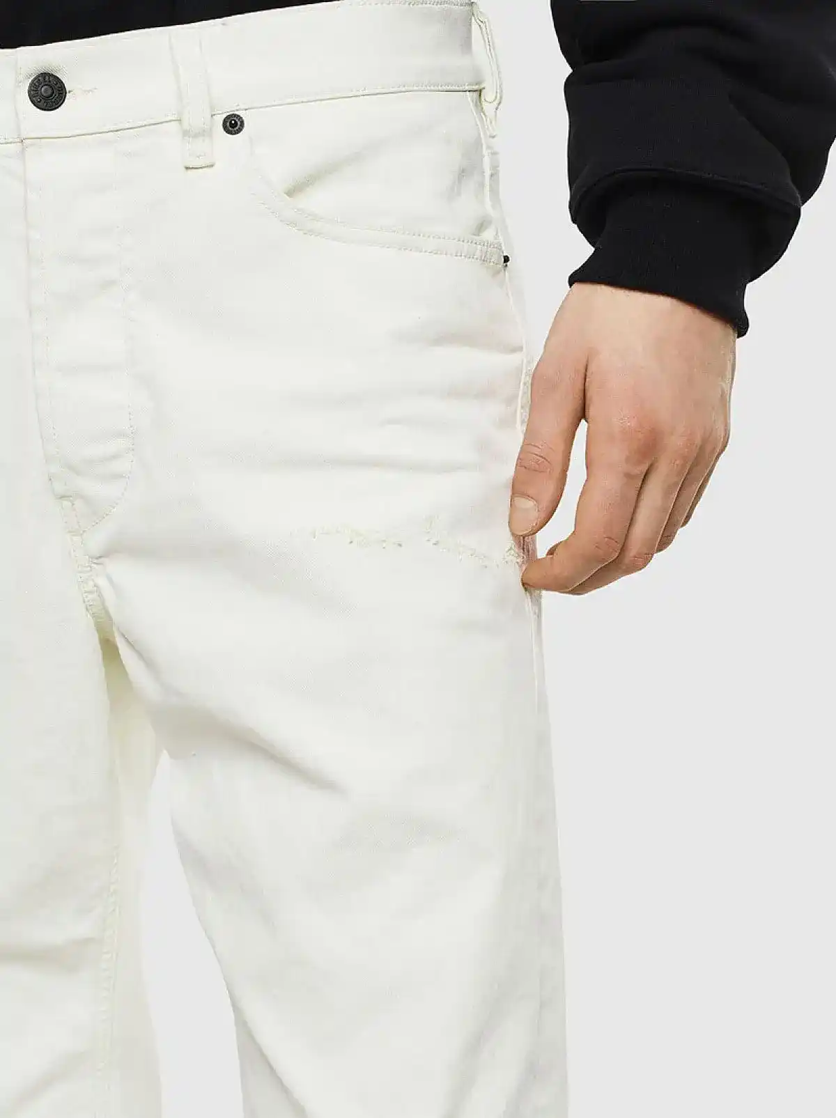 White Straight Fit Jeans- D-Macs