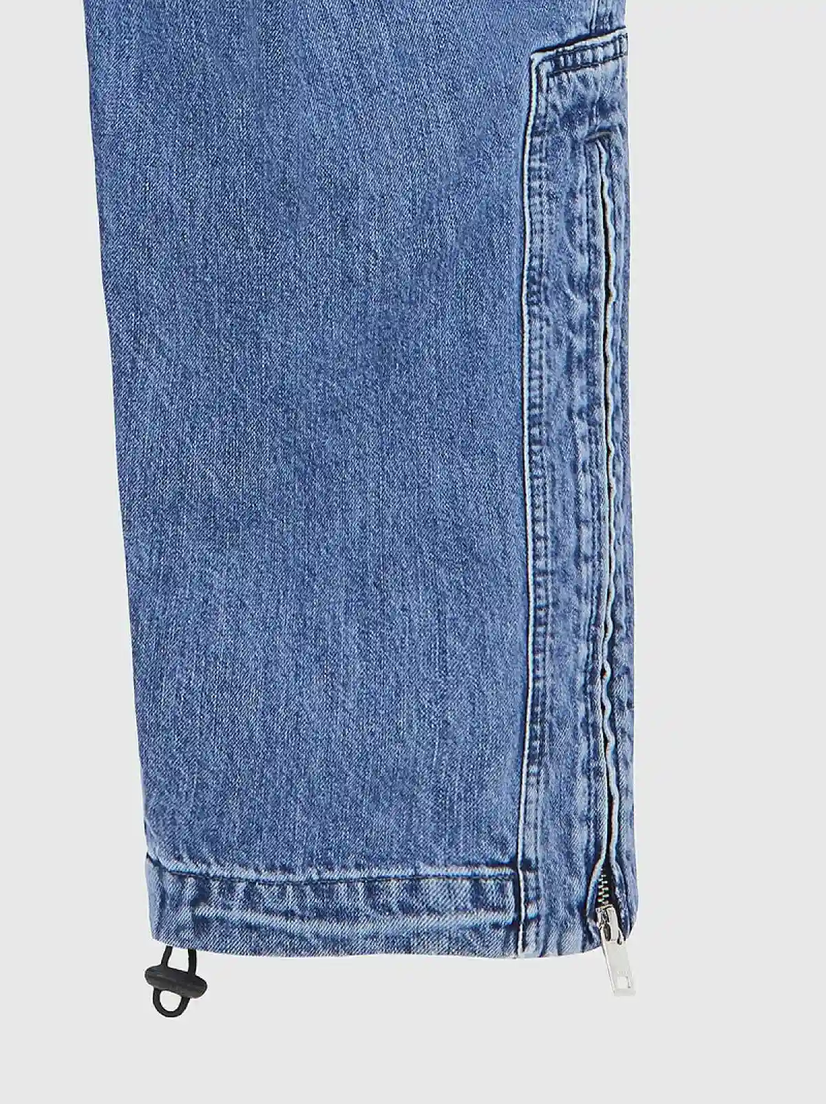 Blue Straight Fit Jeans- D-Luks