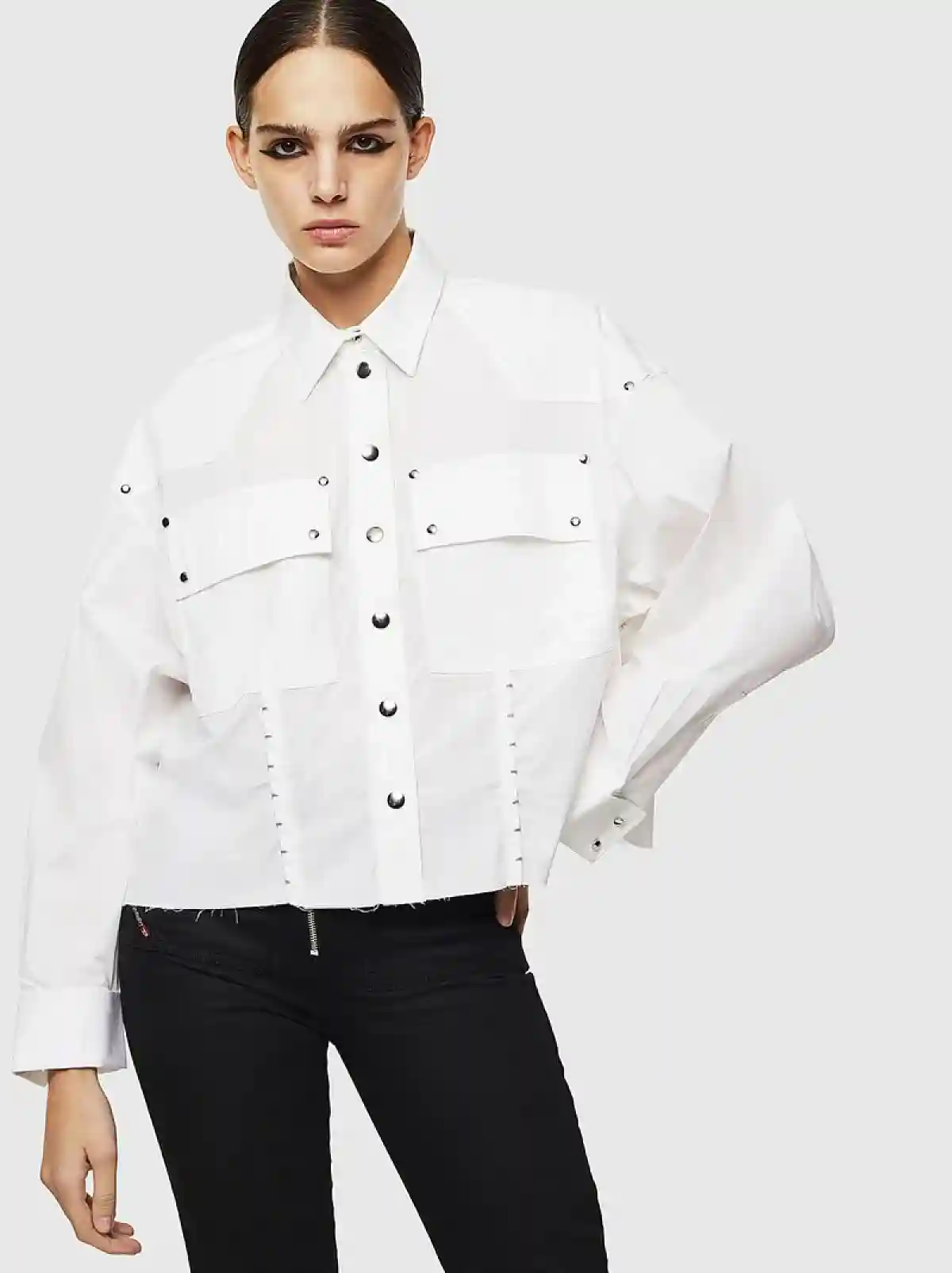 White Poplin shirt with hook details