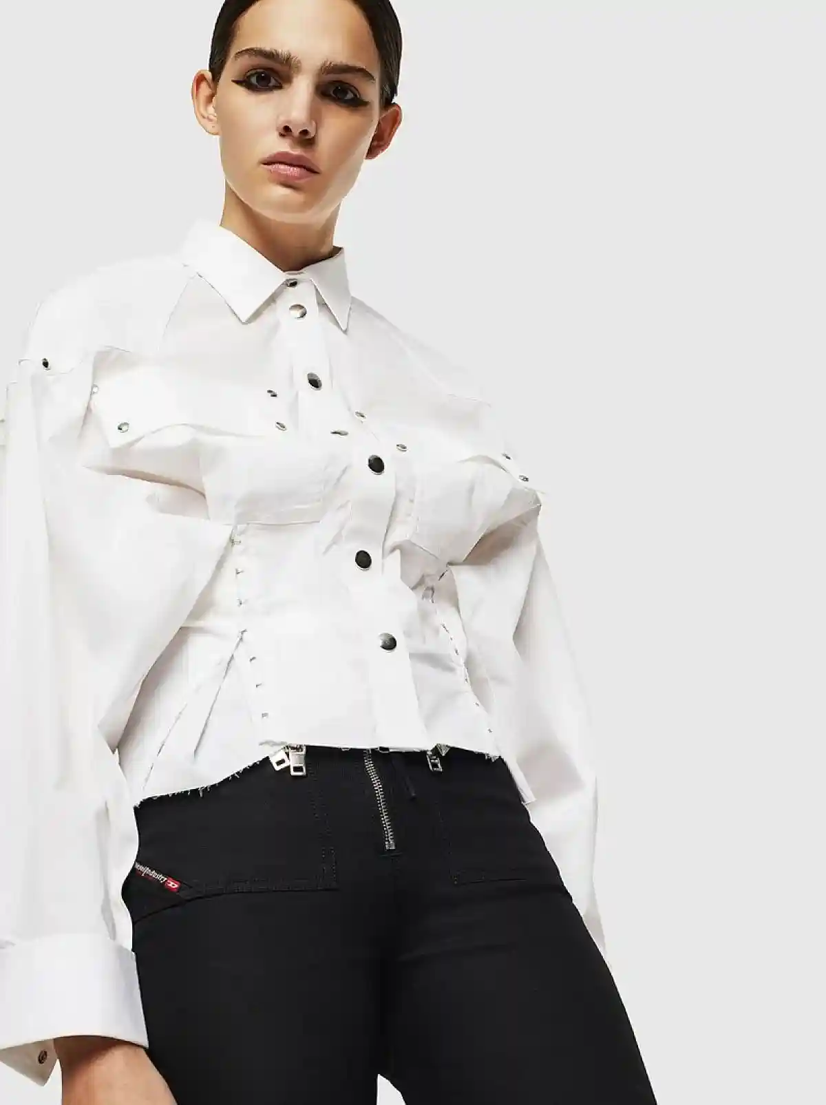 White Poplin shirt with hook details