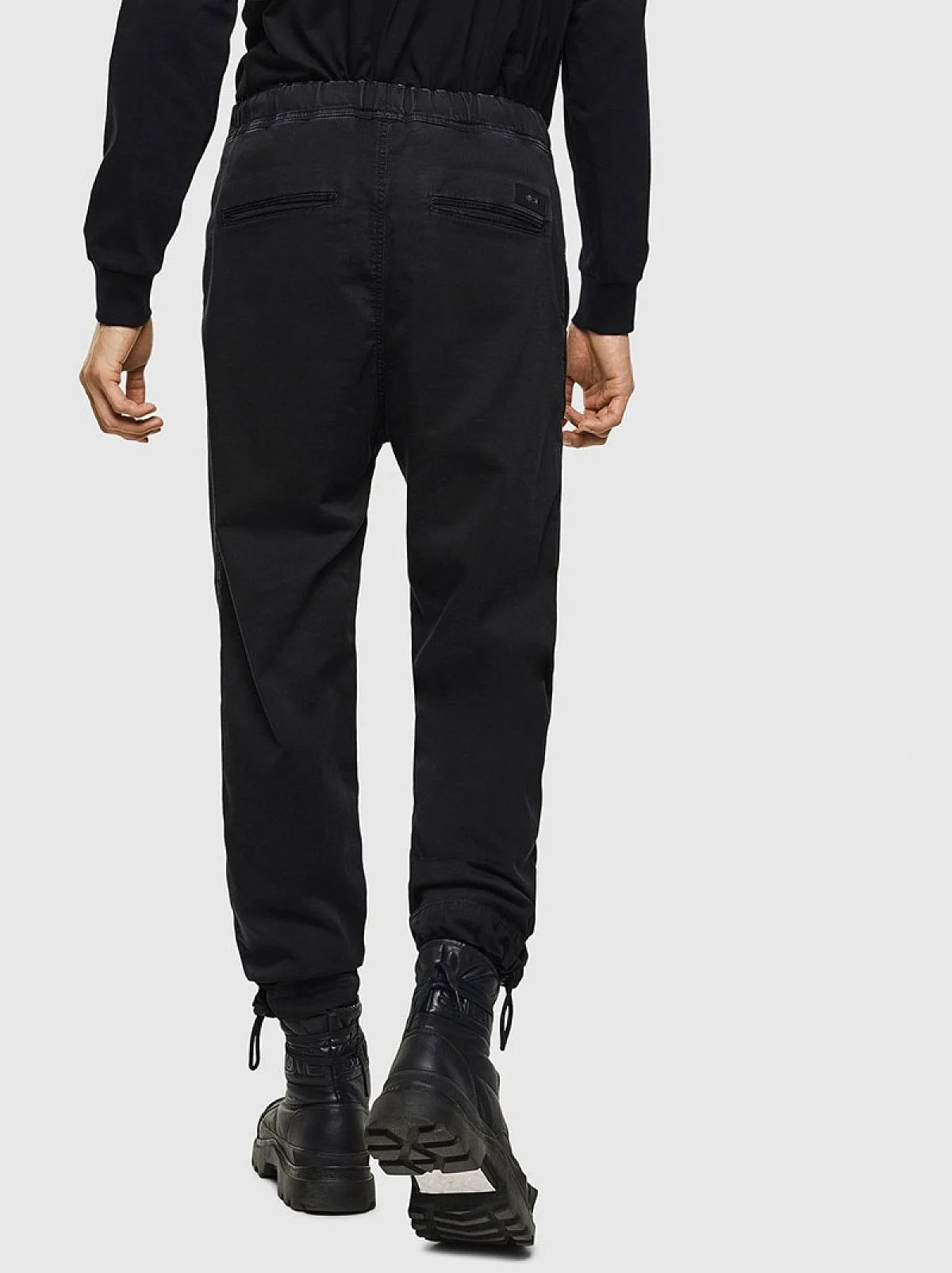 Black Straight-D-Toller JoggJeans