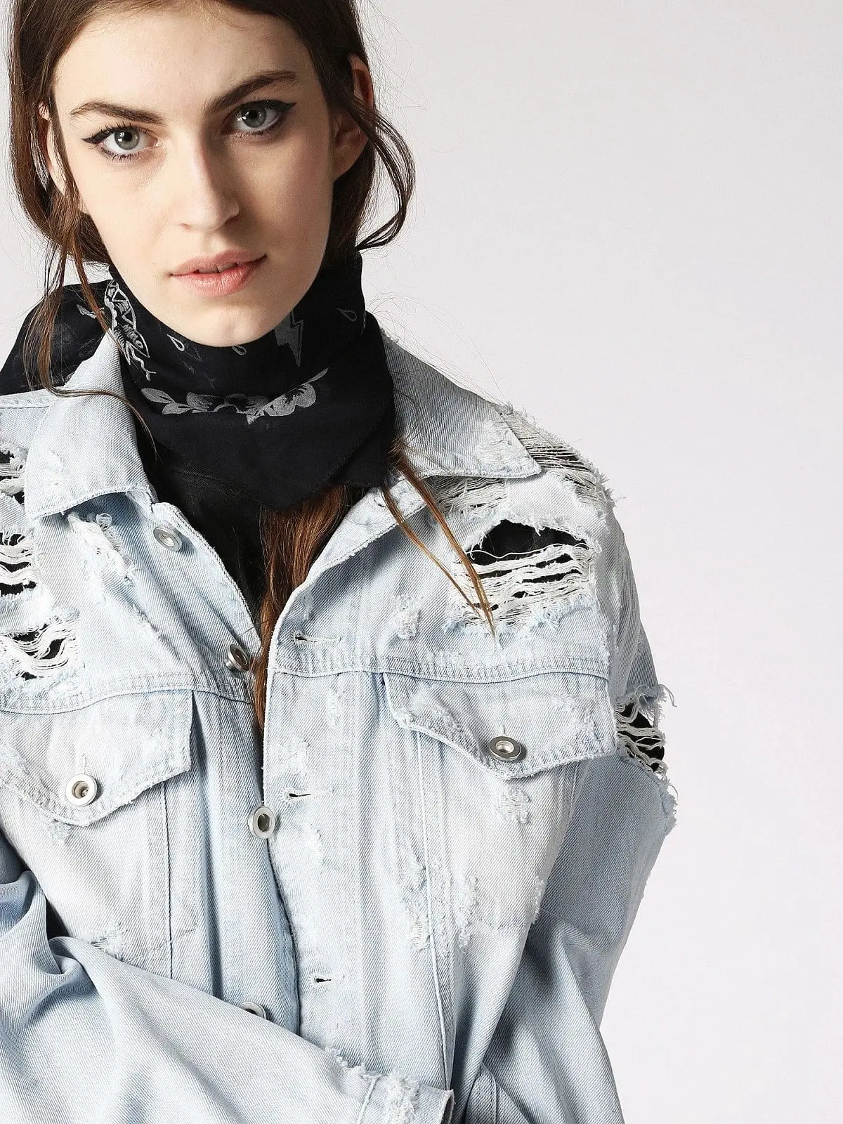 Black Savas Sciarpa Scarves