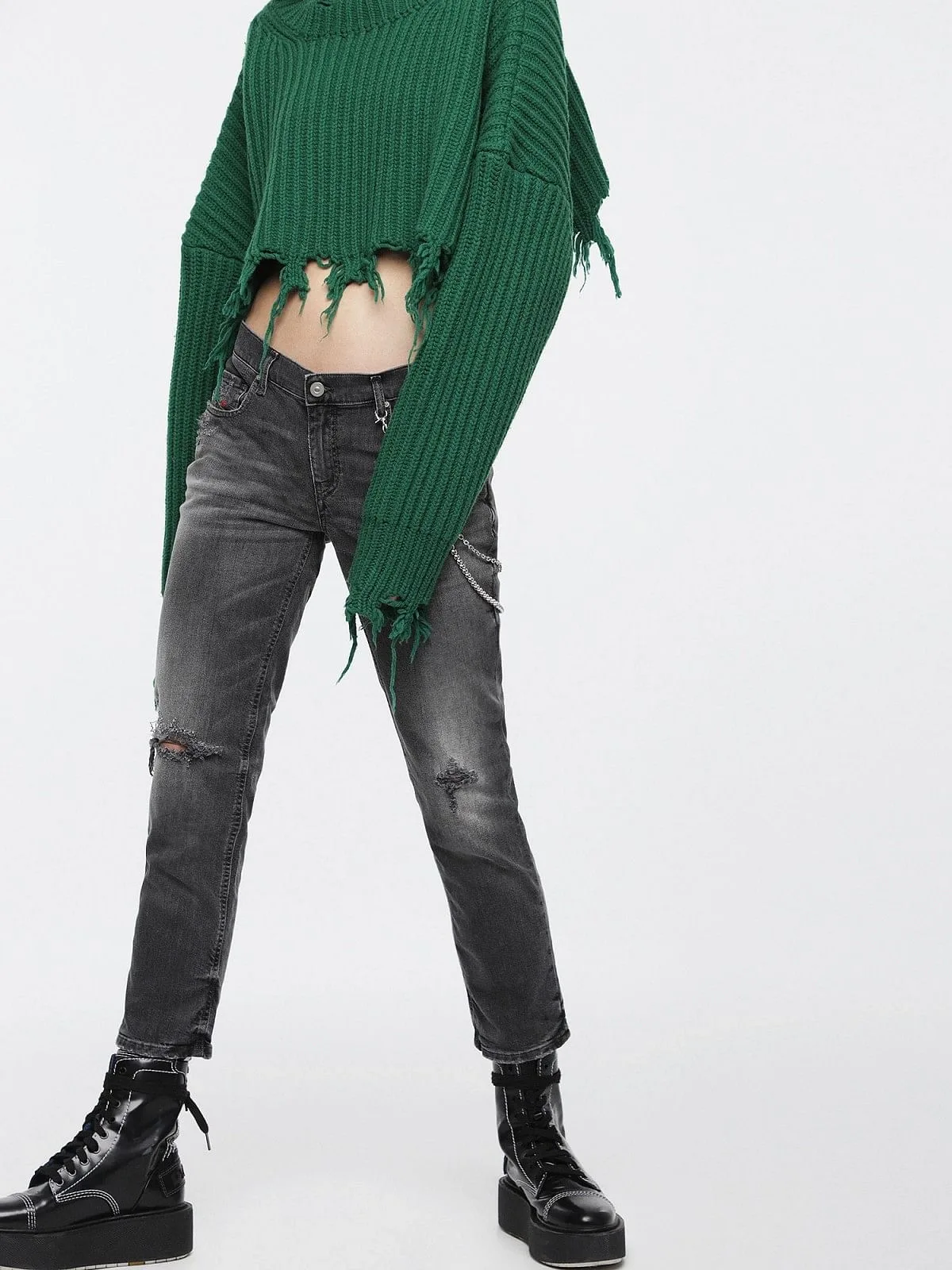 Black Straight Fit Jeans- Belthy Ankle