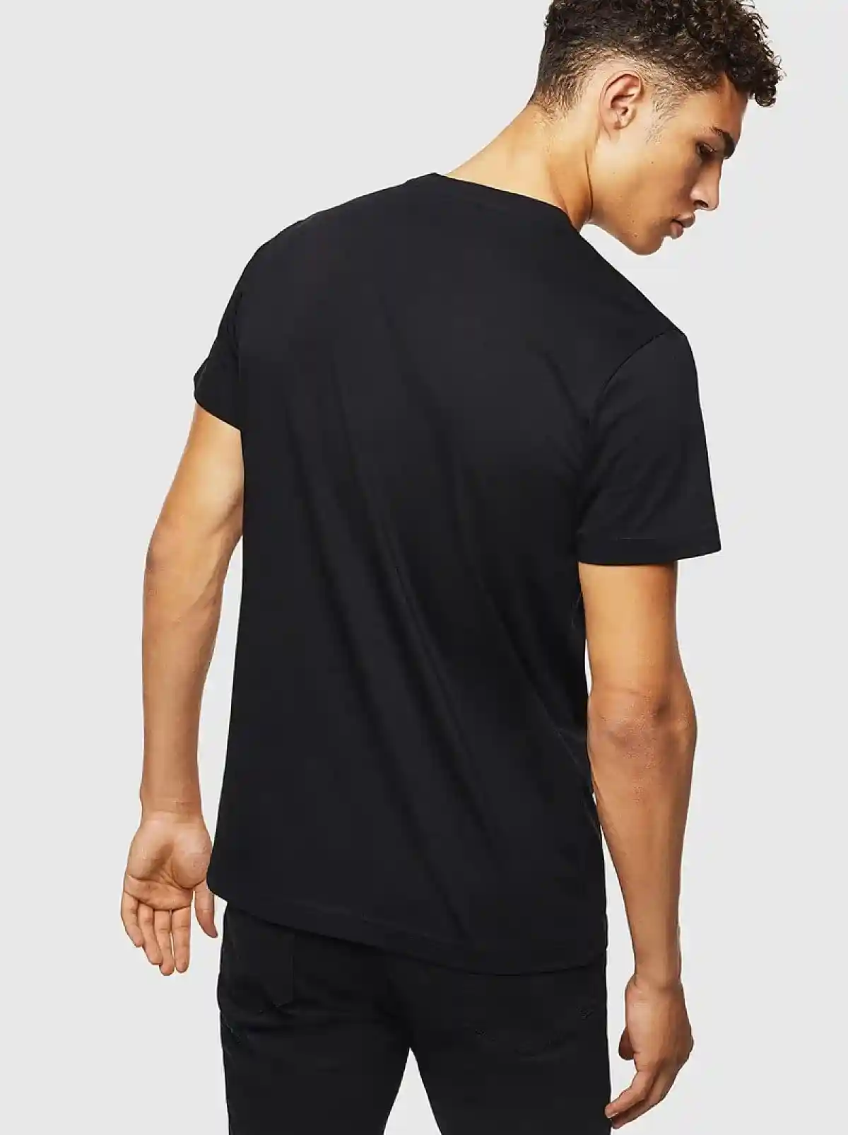 Black T-shirt with beaded Noize lettering