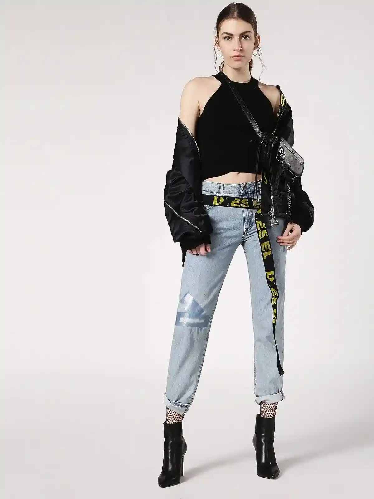 Blue Straight Fit Jeans- Neekhol