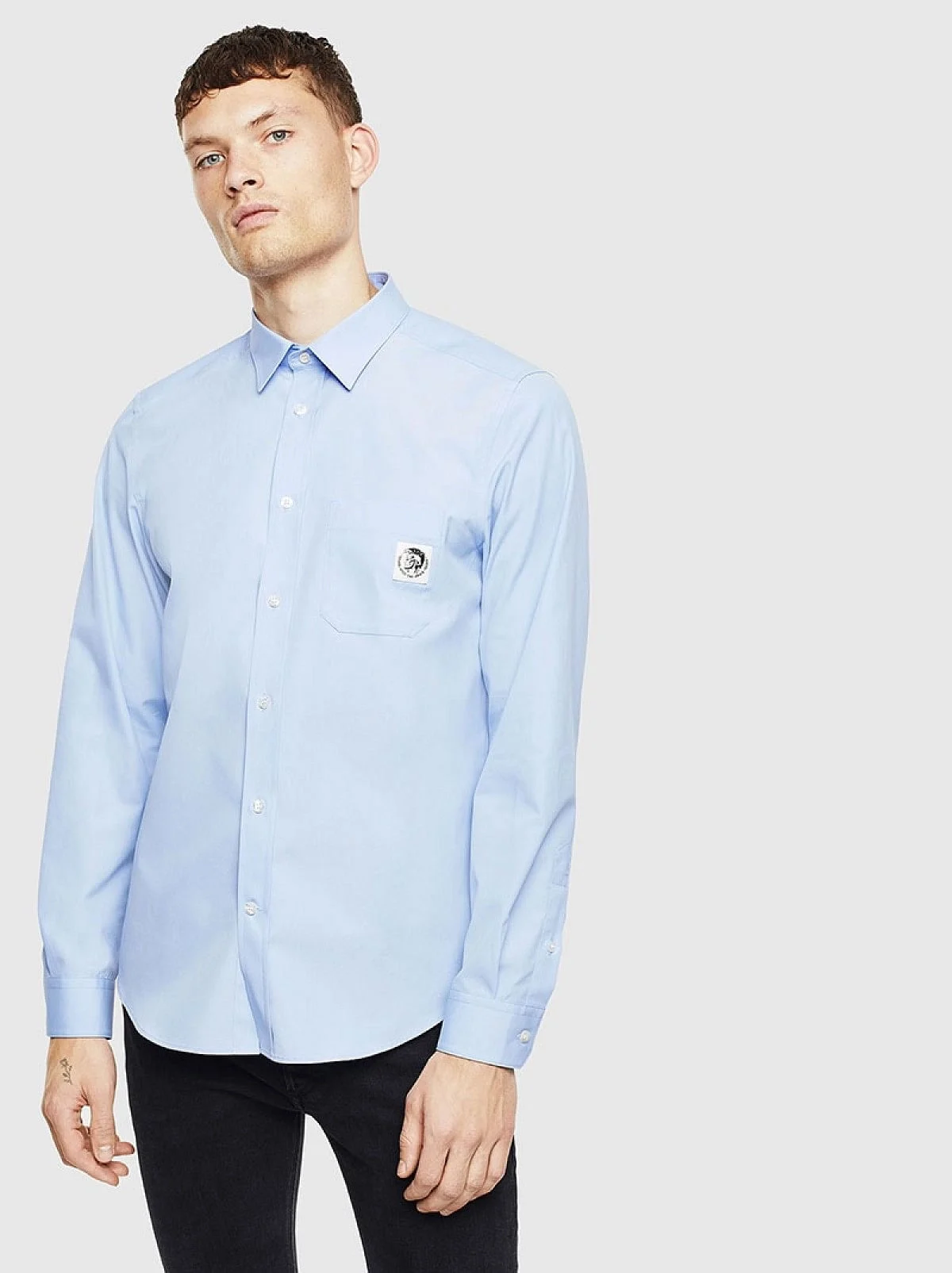 Blue Poplin shirt with Mohawk patch