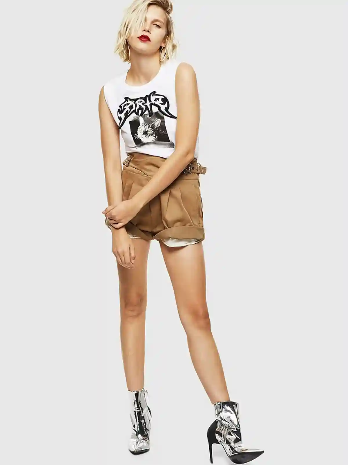 White Sleeveless T-shirt with cat print