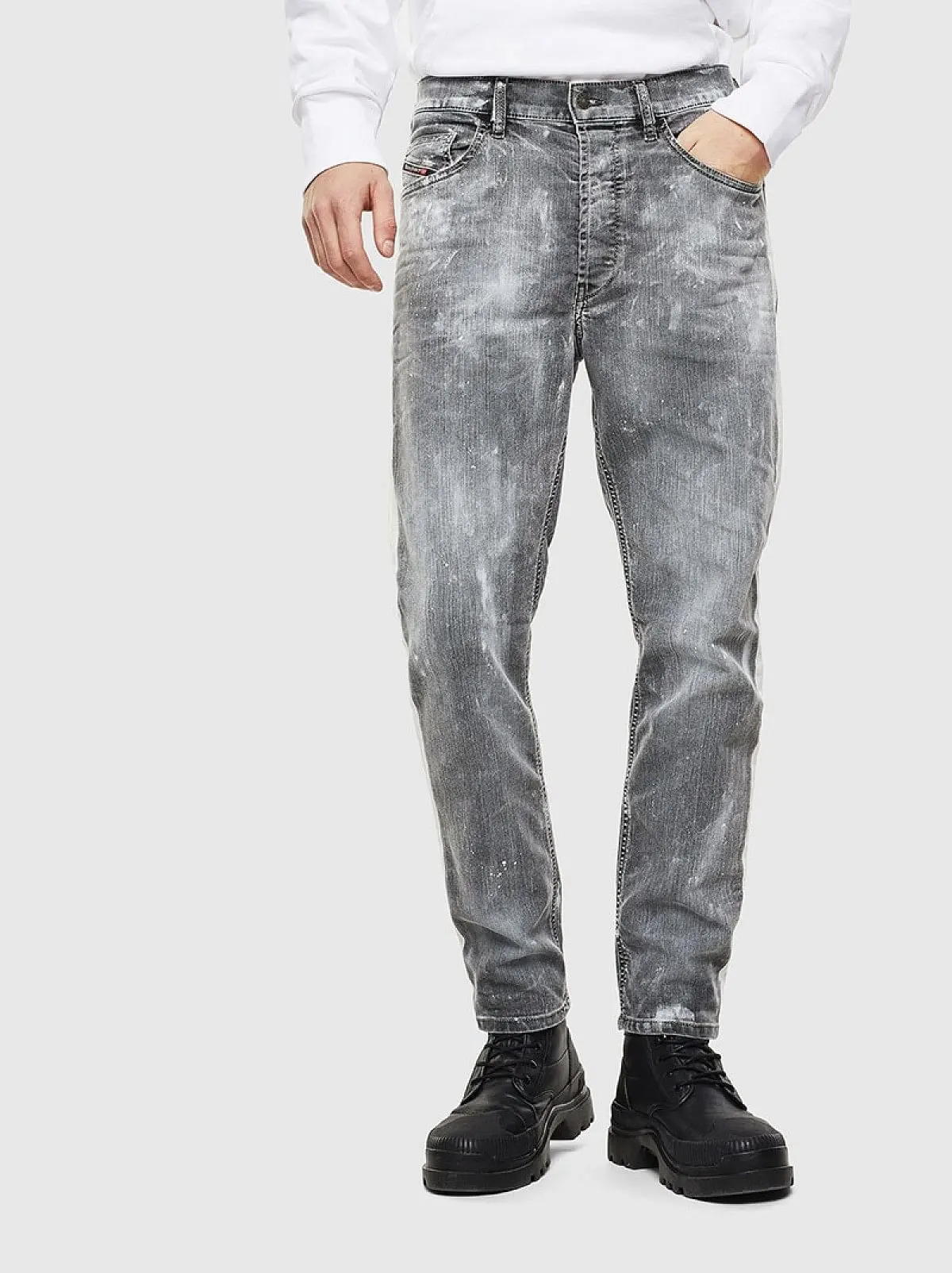Grey Carrot Jeans-D-Eetar