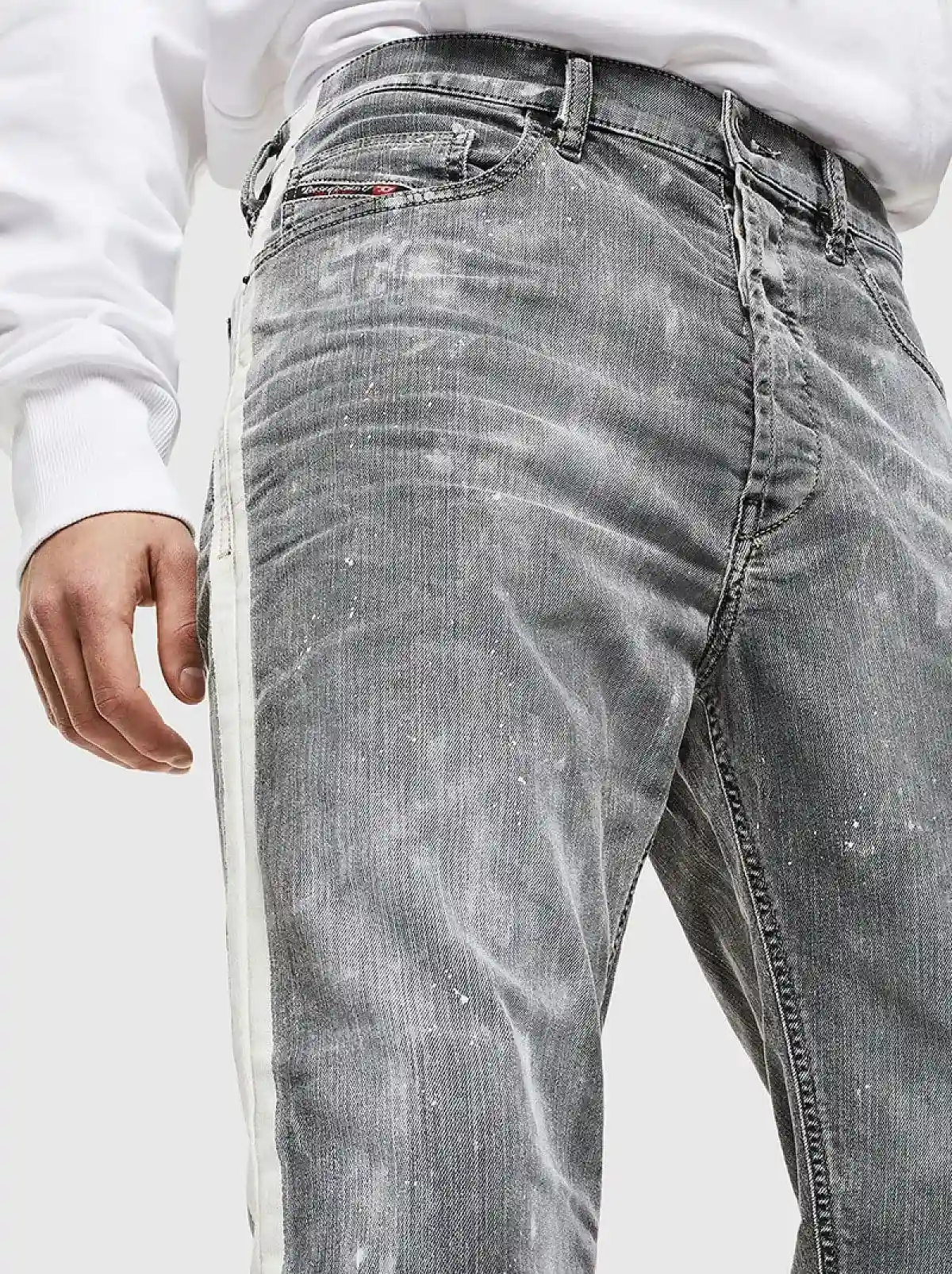 Grey Carrot Jeans-D-Eetar