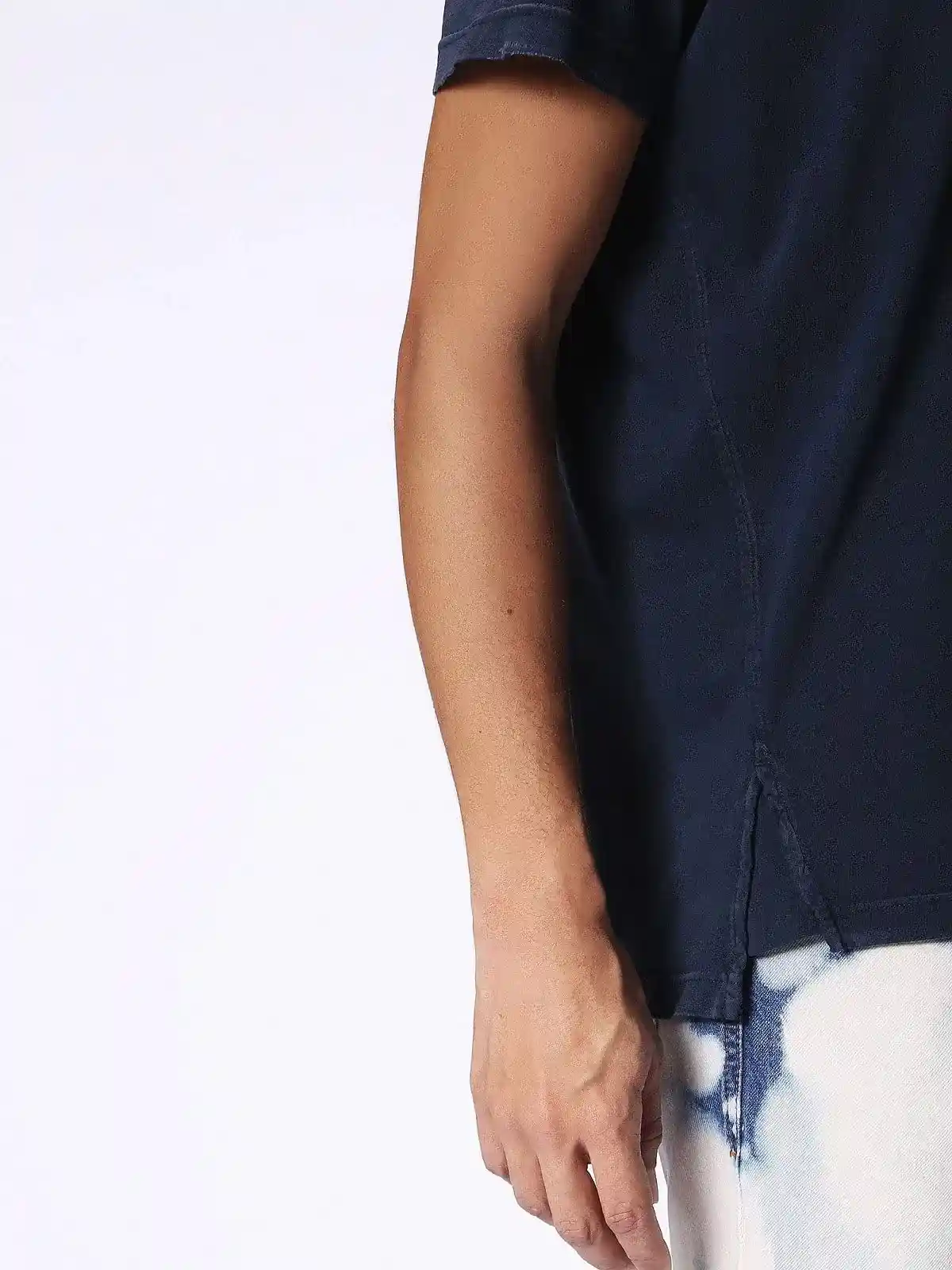 Black Treated cotton jersey T-Shirt with v-neck