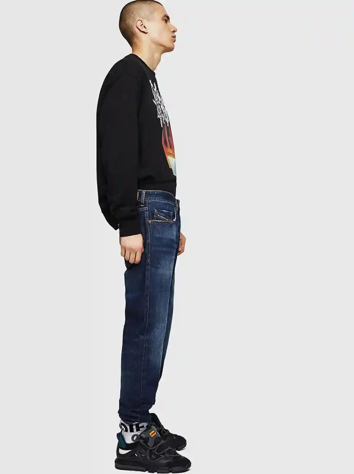 Blue Tapered fit Jeans- Buster