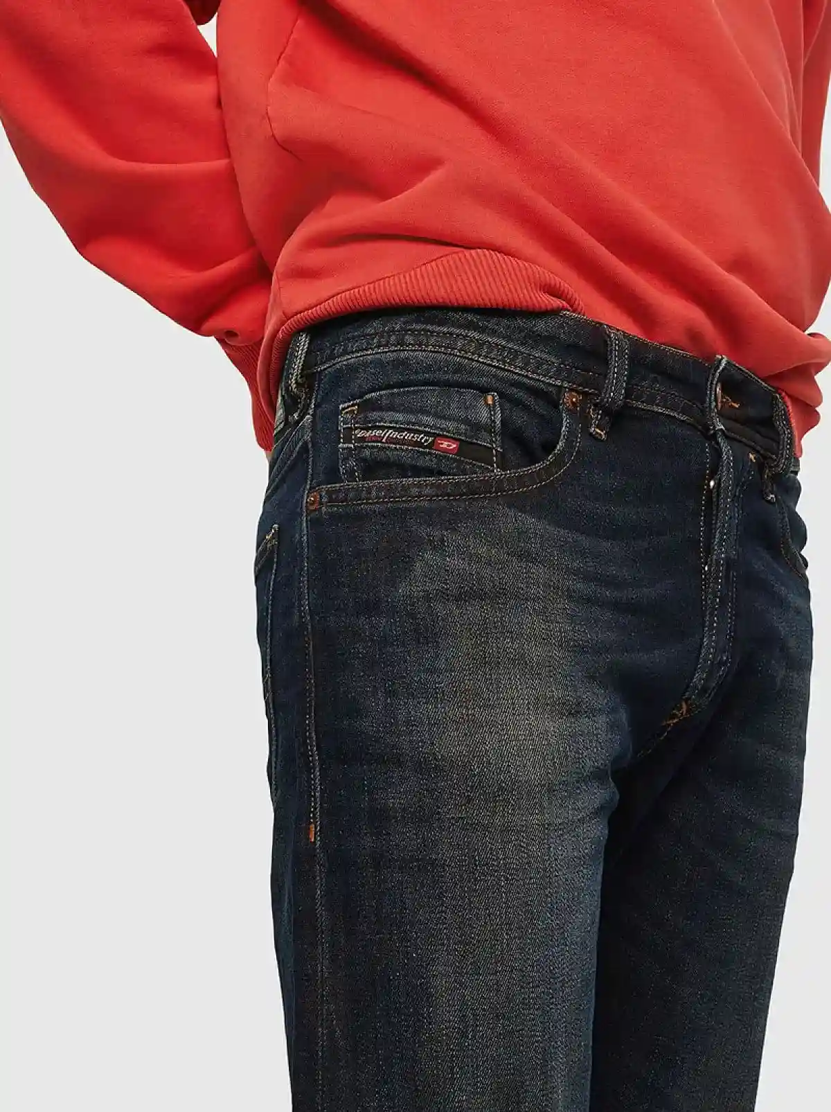 Blue Tapered fit Jeans-Buster