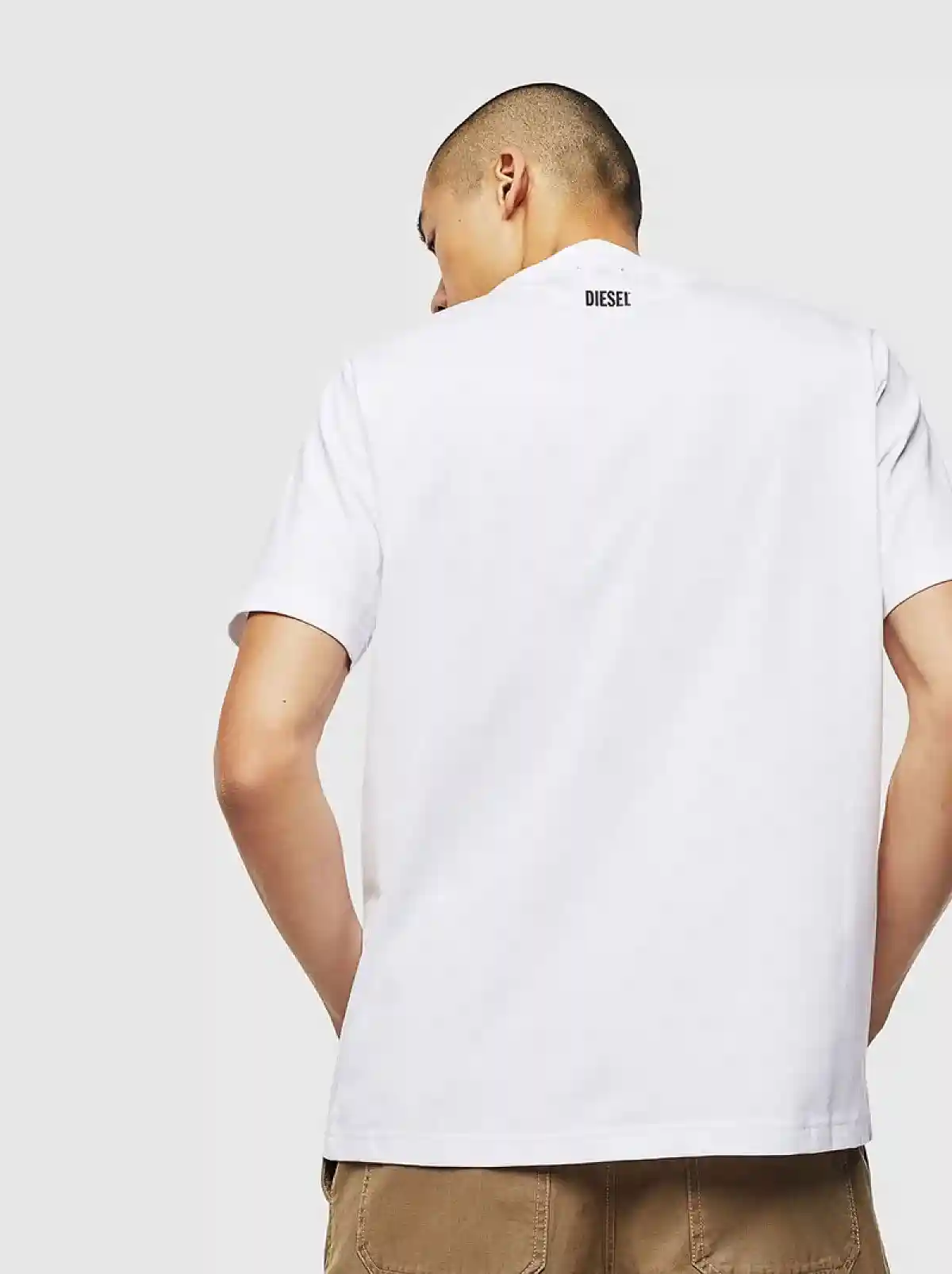 White T-shirt with sketched graphic