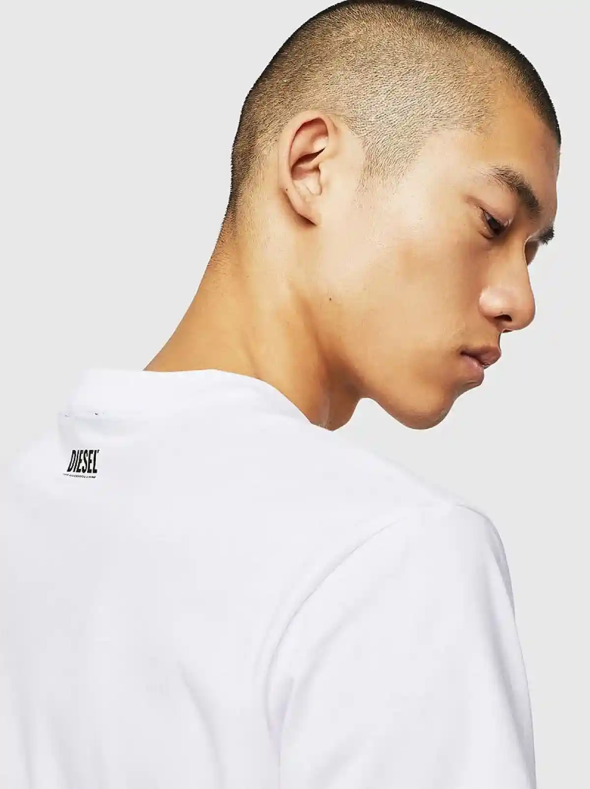 White T-shirt with sketched graphic