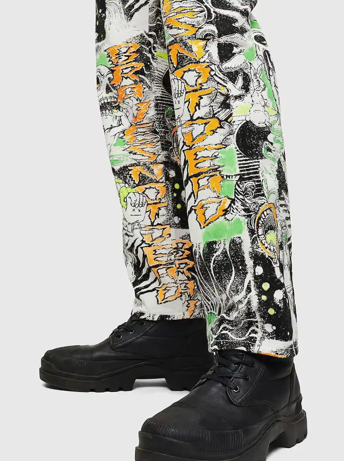 White Straight Fit Jeans- D-Macs