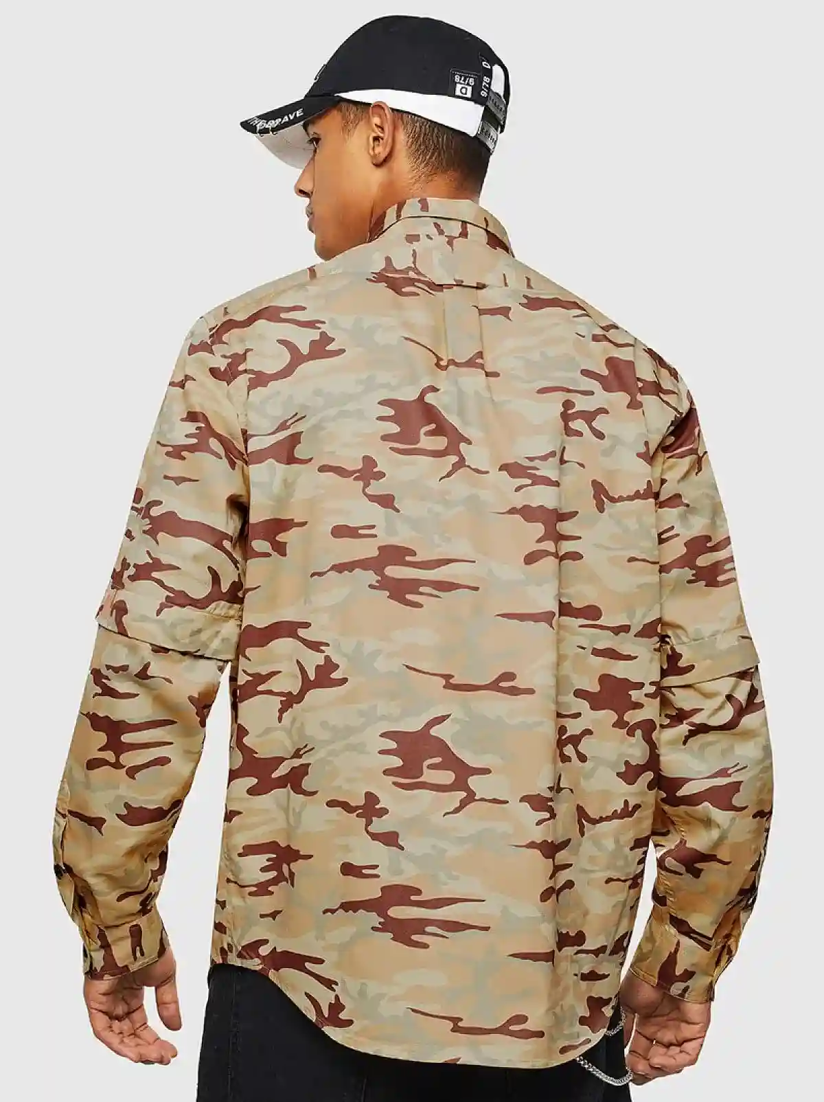 Beige Camo overshirt with detachable sleeves