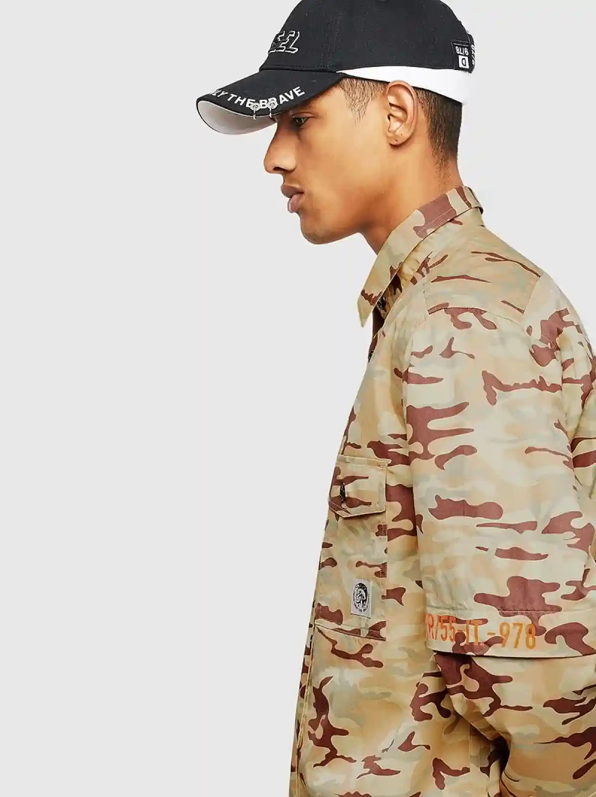 Beige Camo overshirt with detachable sleeves