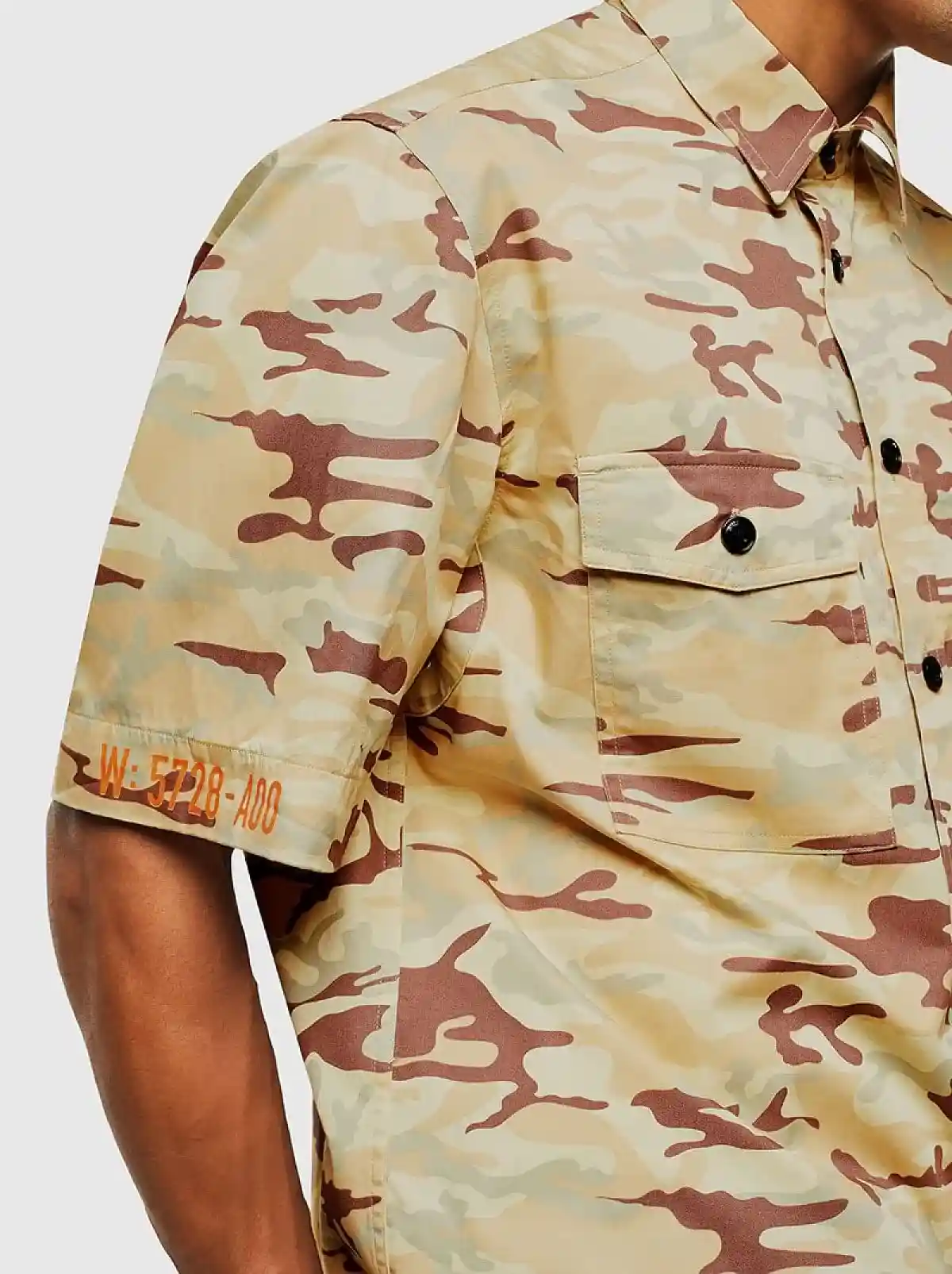 Beige Camo overshirt with detachable sleeves