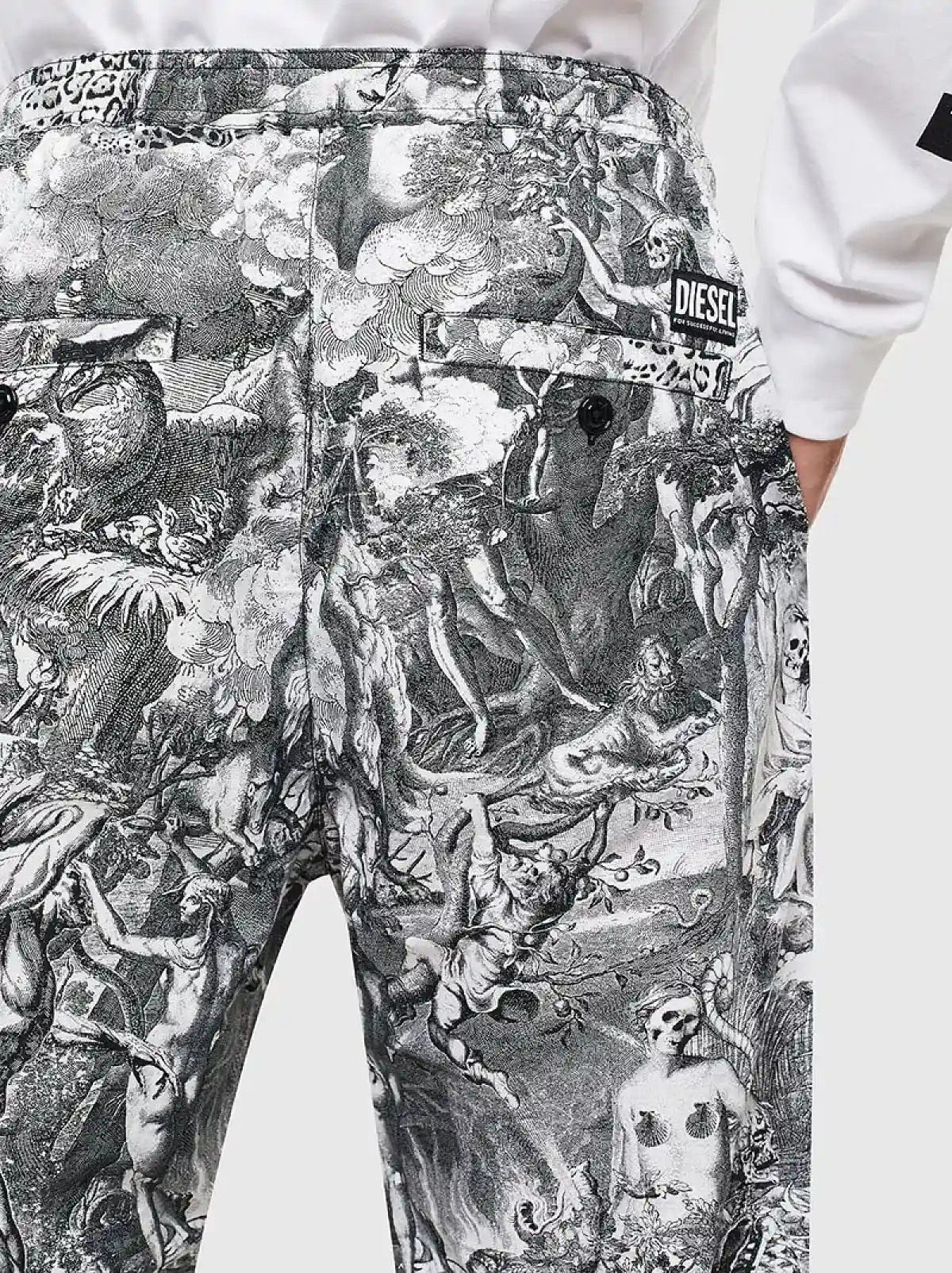 Black Poplin trousers with Divine Comedy print