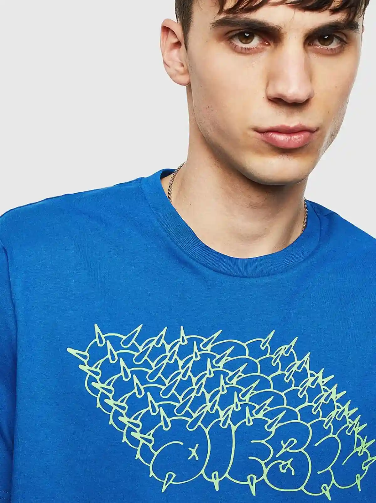 Blue T-shirt with spiked logo print
