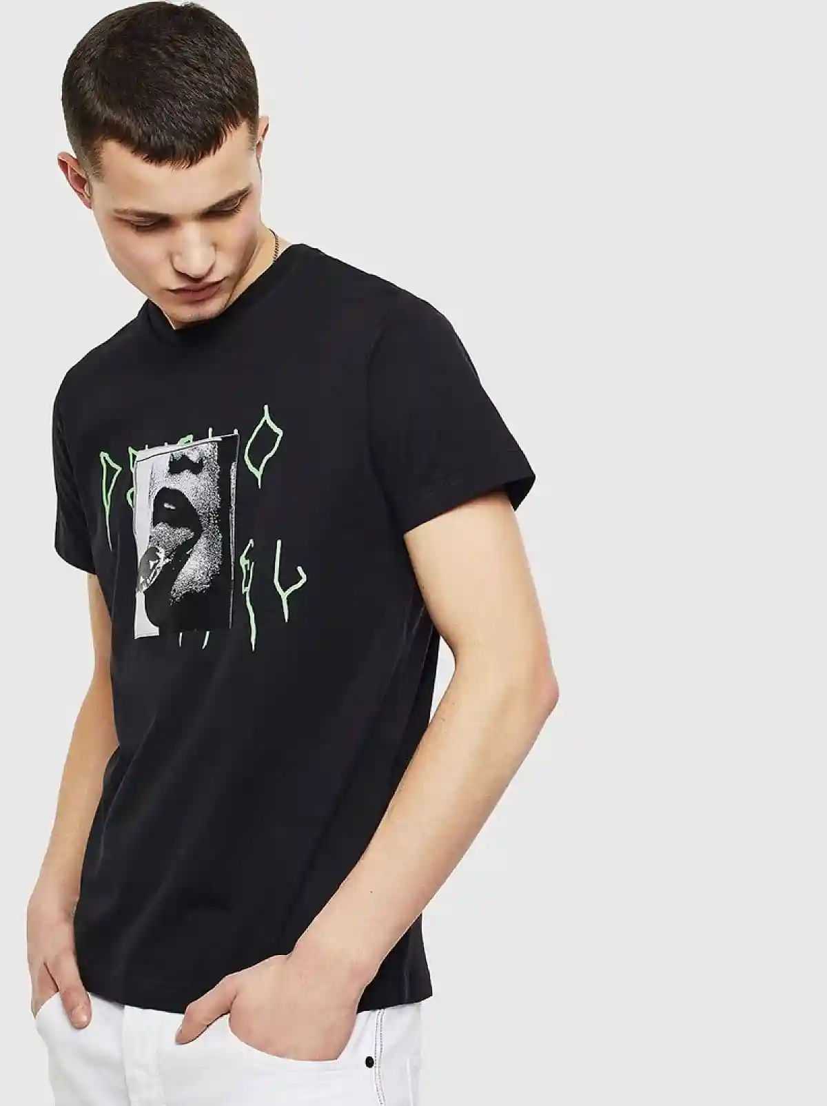 Black T-shirt with jacquard patch