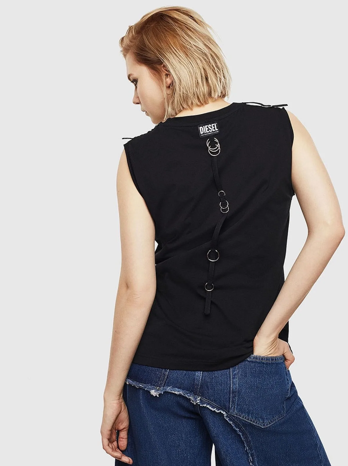 Black Sleeveless T-shirt with ring details