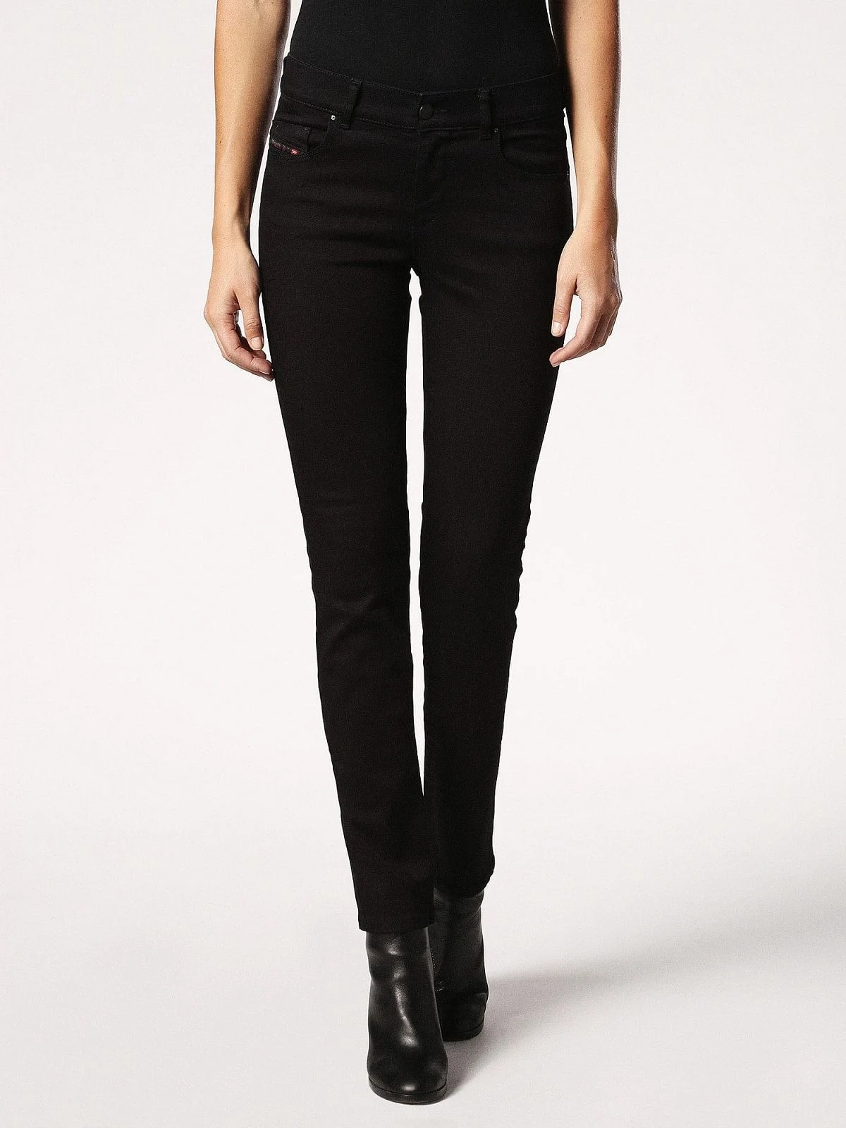 Black Straight Fit Jeans- Sandy