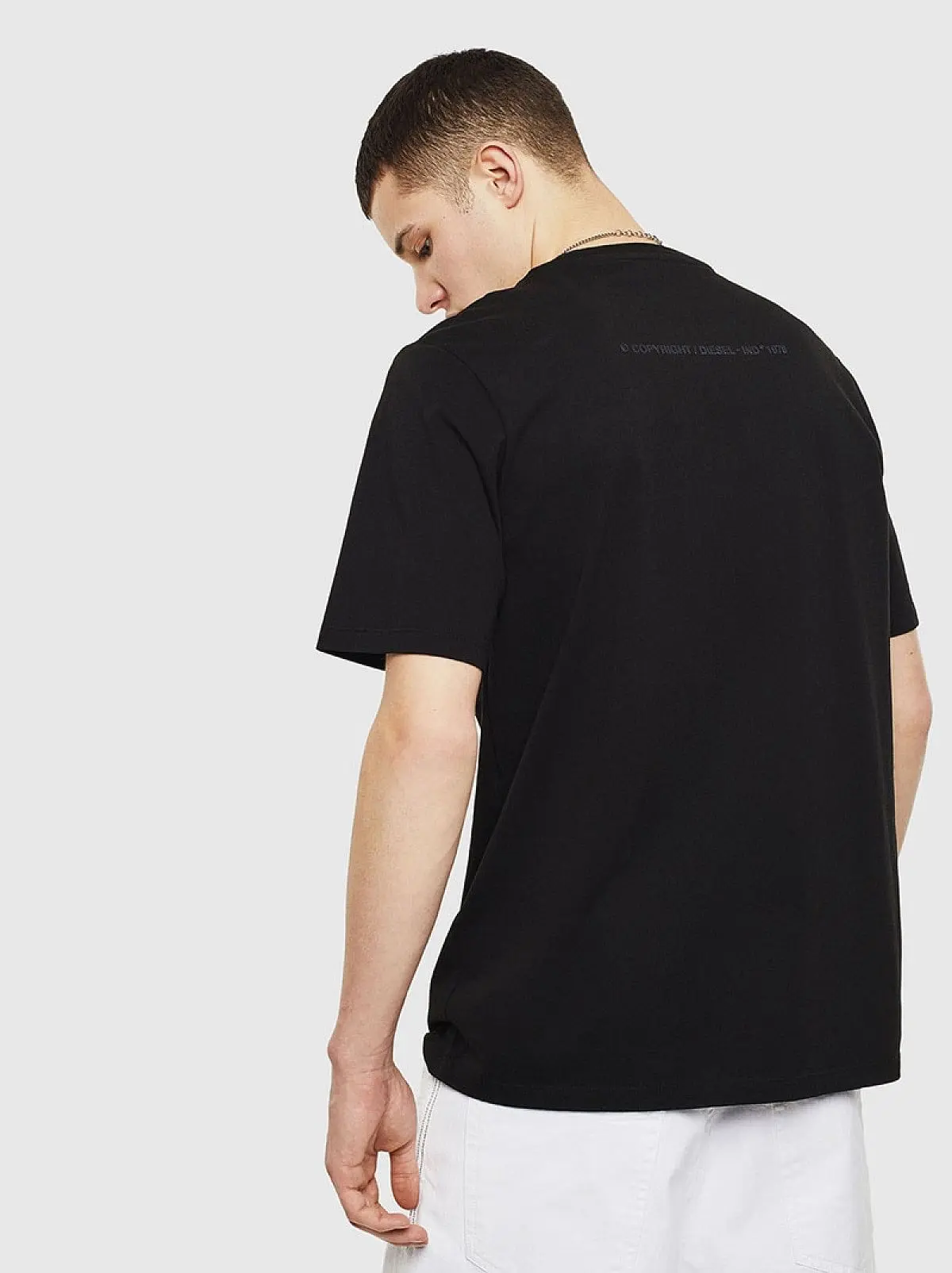 Black T-shirt with jacquard patches