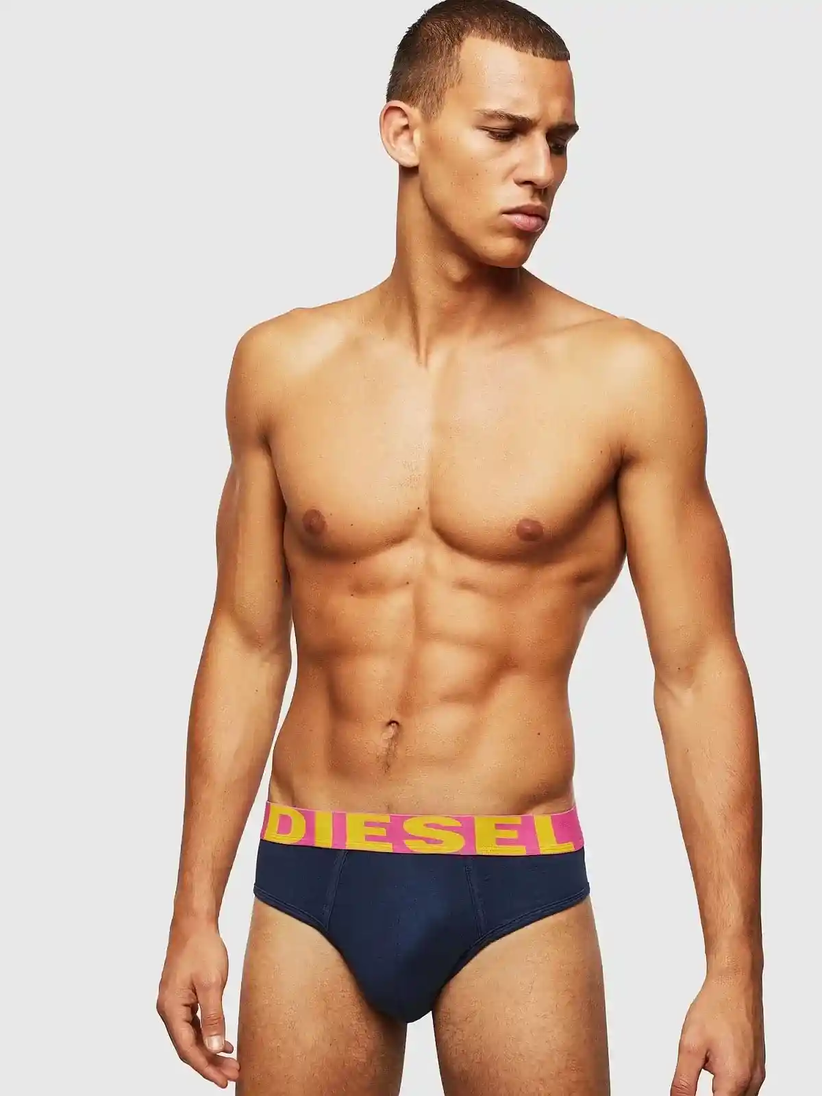 Blue 3 pack briefs with contrasting waistband