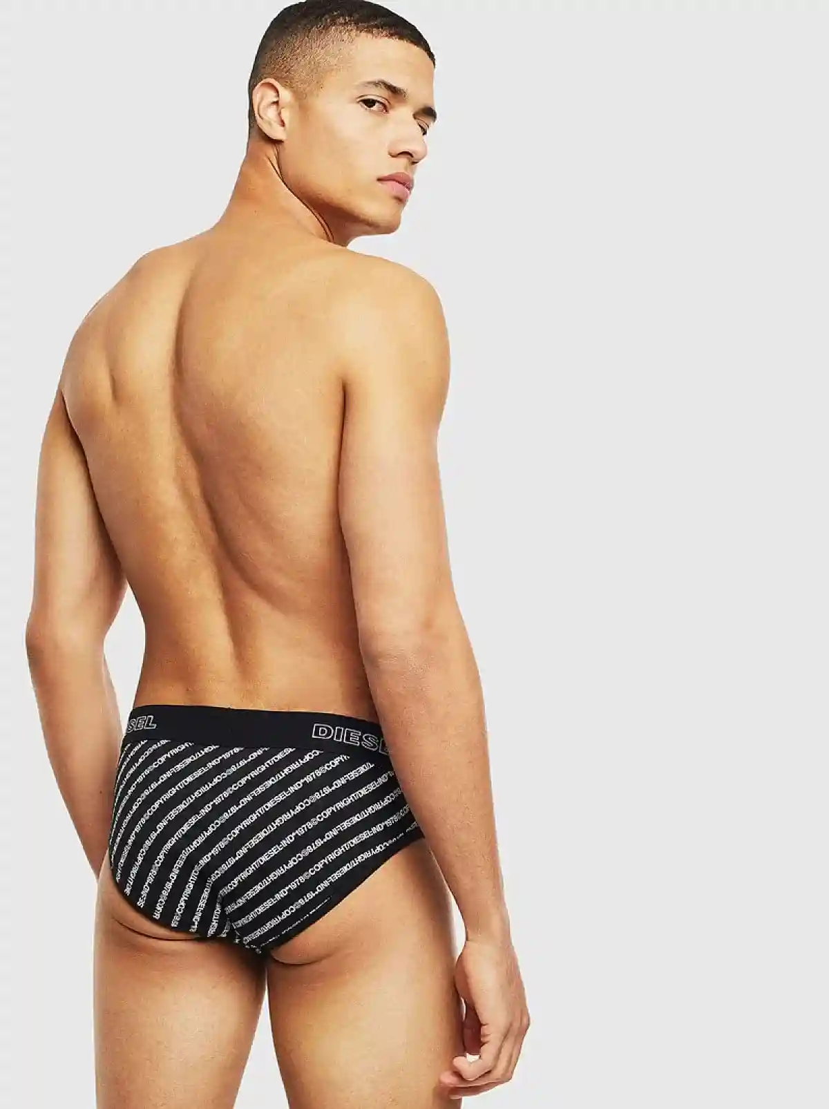 Black Three-pack of briefs plain and printed