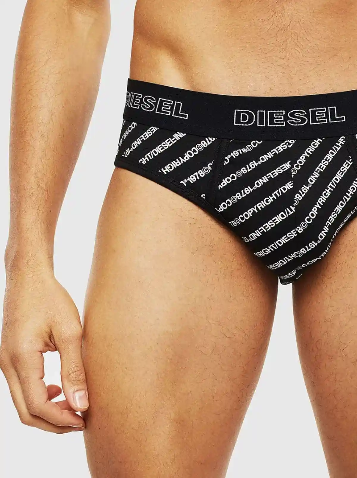 Black Three-pack of briefs plain and printed
