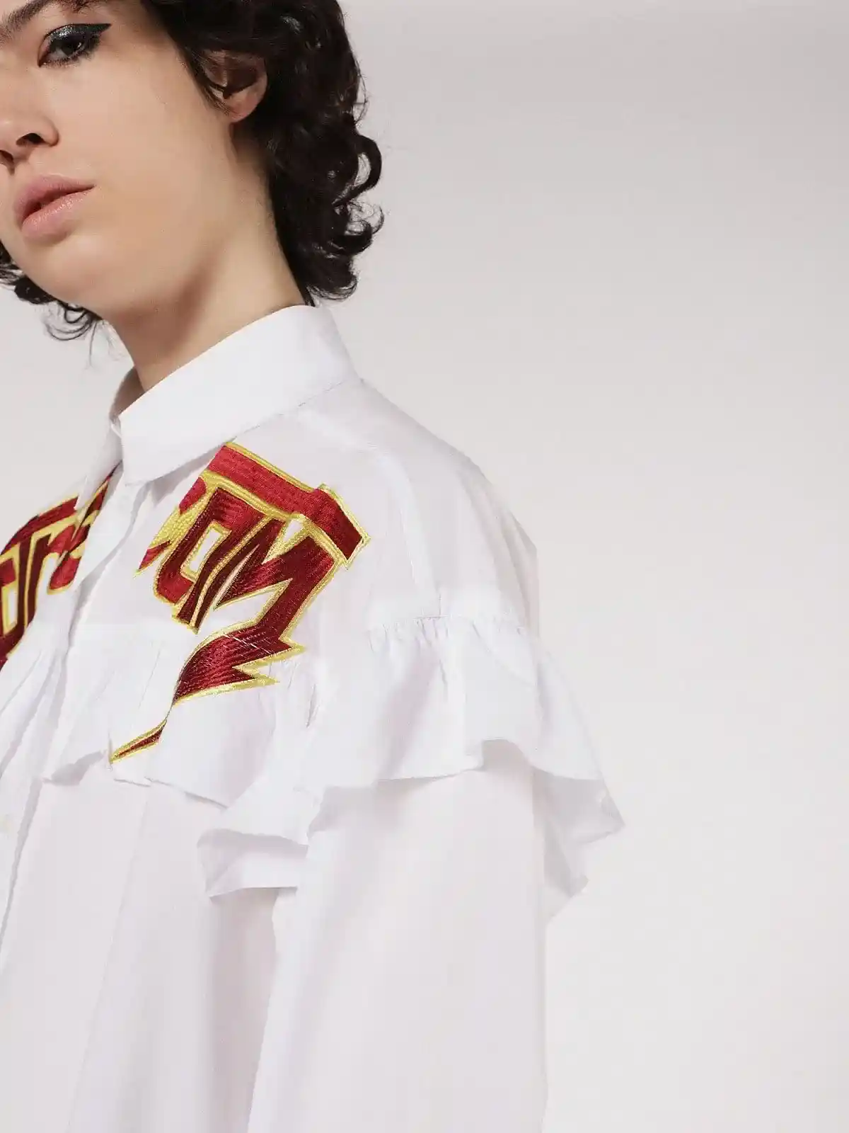 White Cotton shirt with embroidery and ruffles