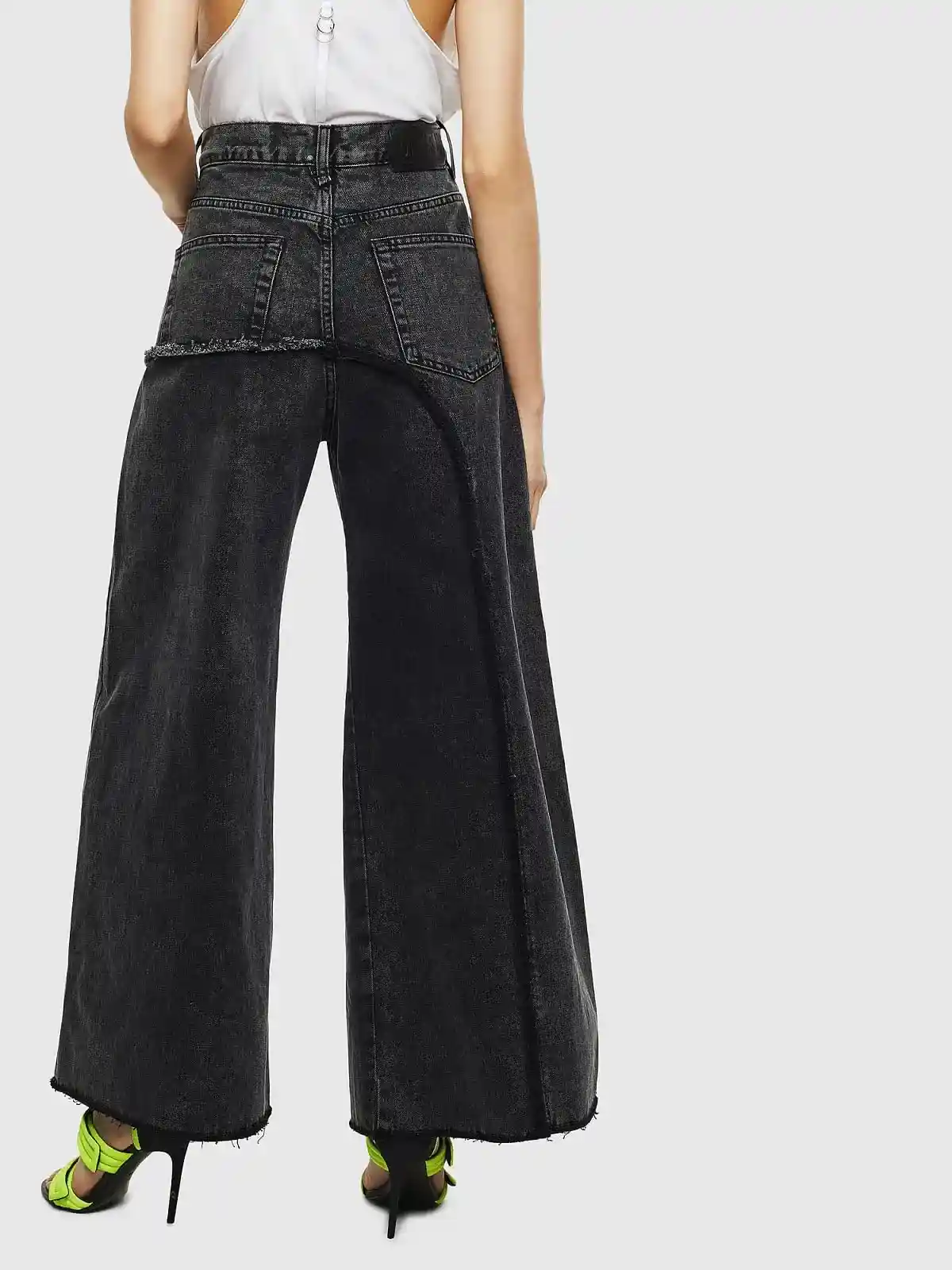 Black Wide Jeans-D-Izzier