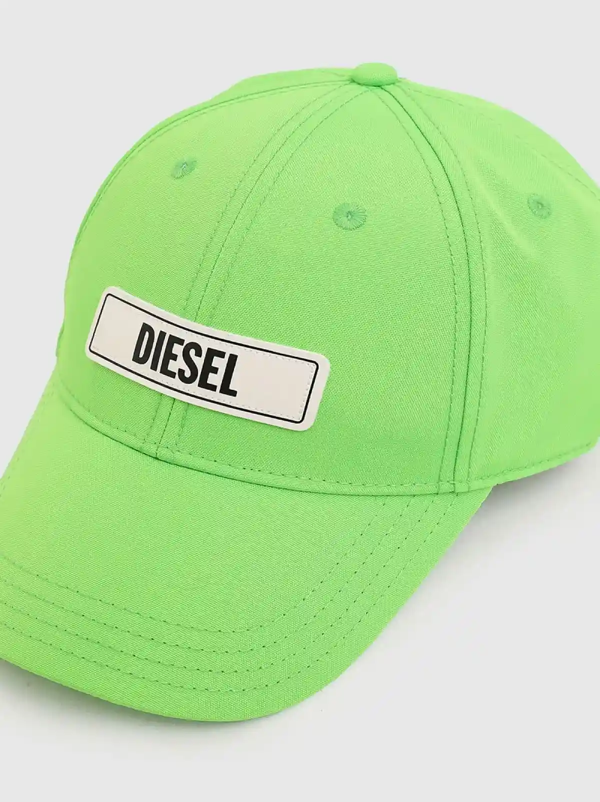 Green Baseball cap with logo label
