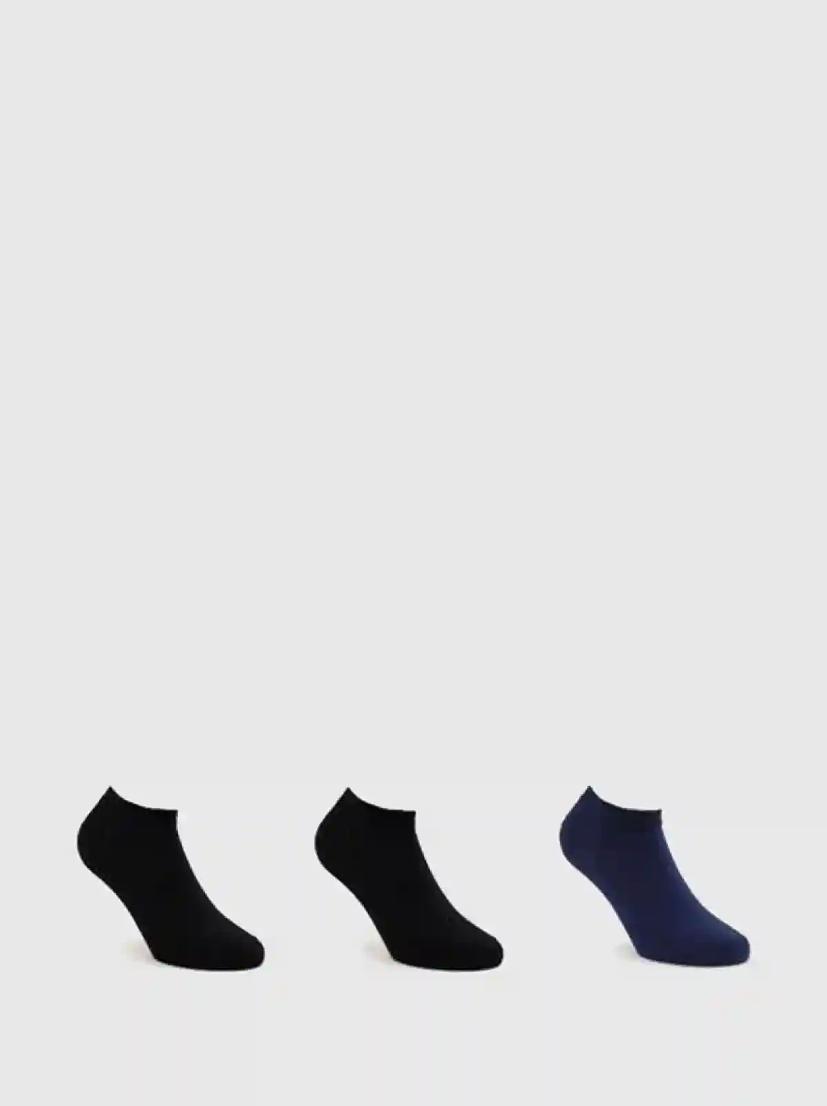 Multicolor Three-pack of D-pattern low-cut socks