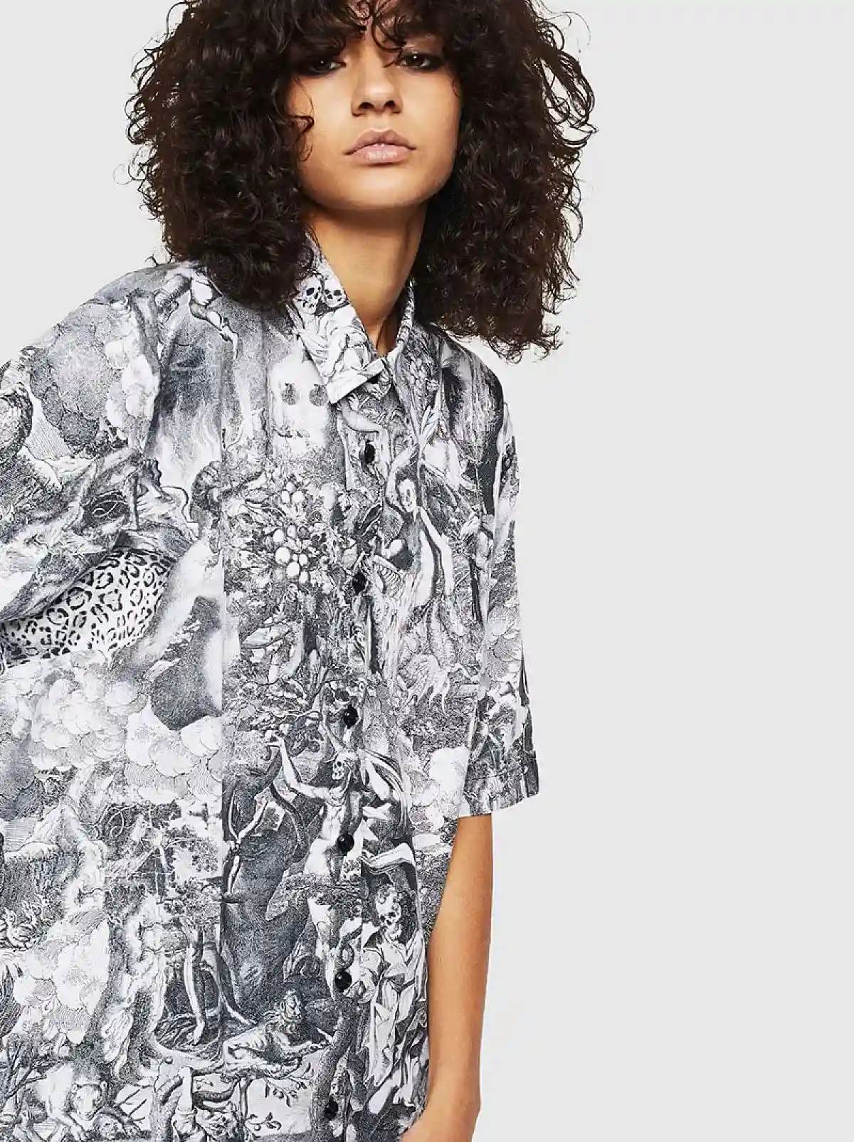Black Lyocell shirt with Divine Comedy print