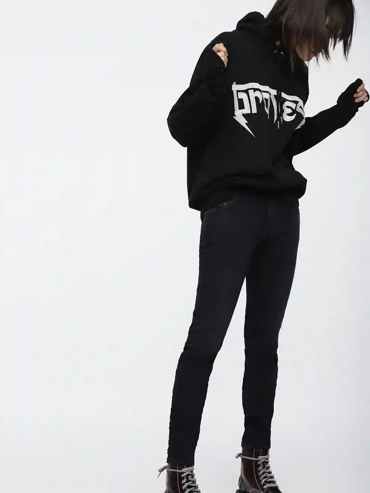 Black Boyfriend-Krailey JoggJeans