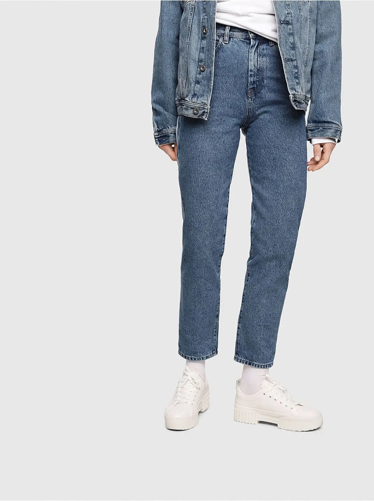 Blue Straight Fit Jeans- D-Eiselle