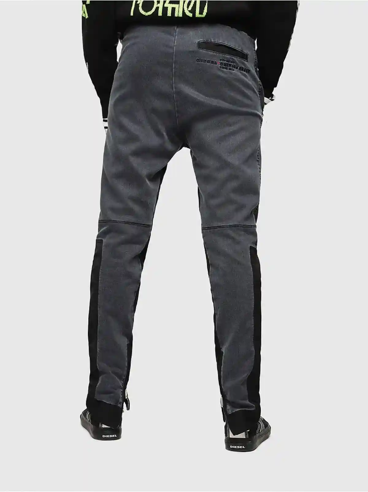 Black Carrot-D-Eeley JoggJeans