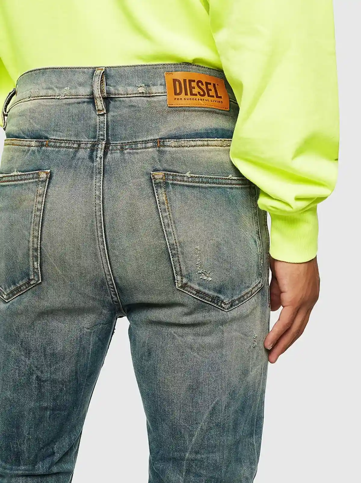 Blue Carrot-Tapered fit Jeans-D-Eetar