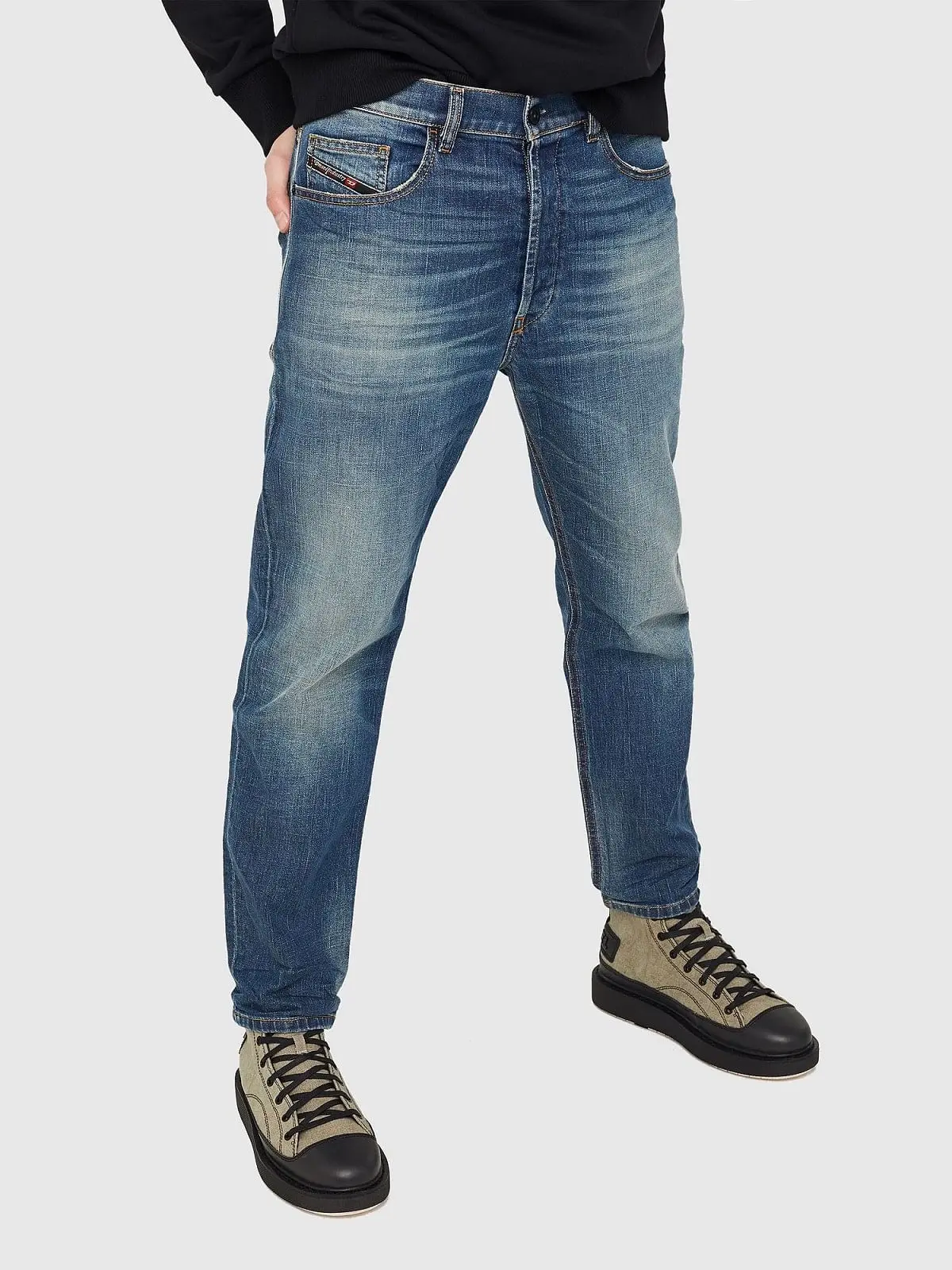 Blue Carrot-Tapered fit Jeans-D-Eetar