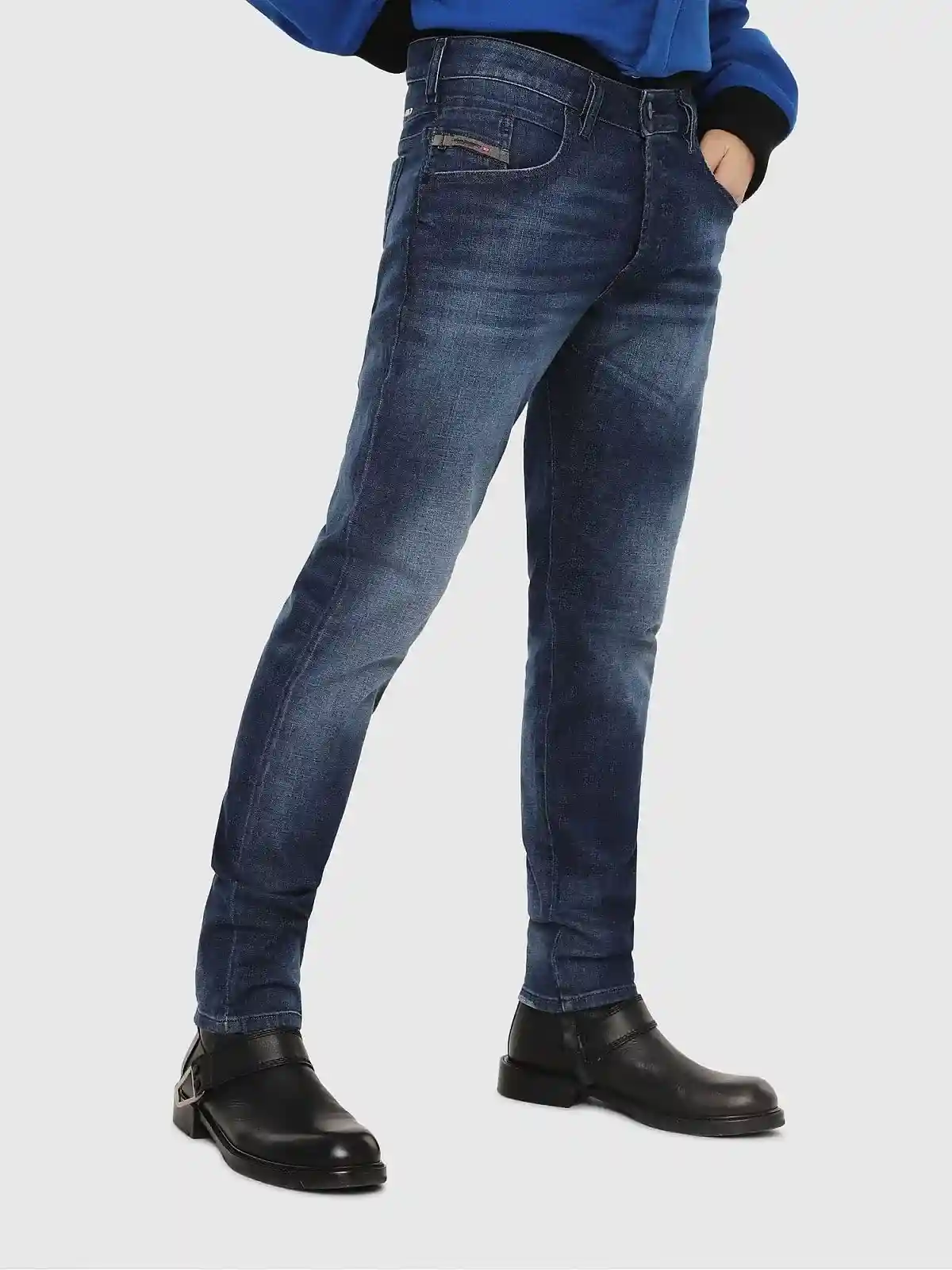 Blue Tapered fit Jeans-D-Bazer