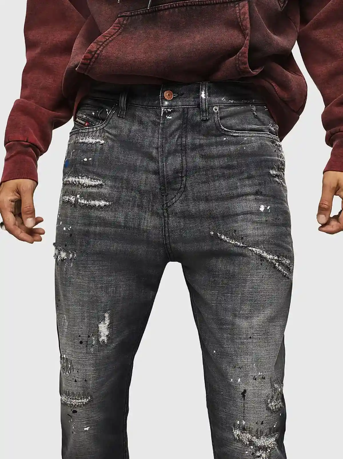 Black Carrot fit Tapered Jeans- D-Vider