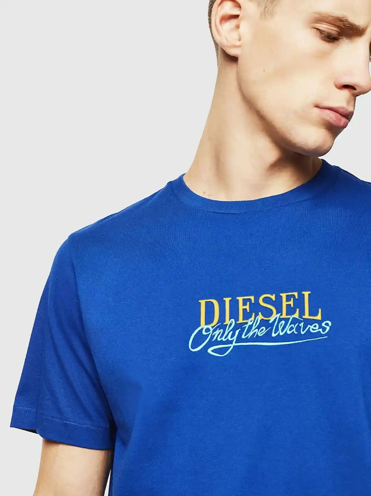Blue Embroidered T-shirt with fish print
