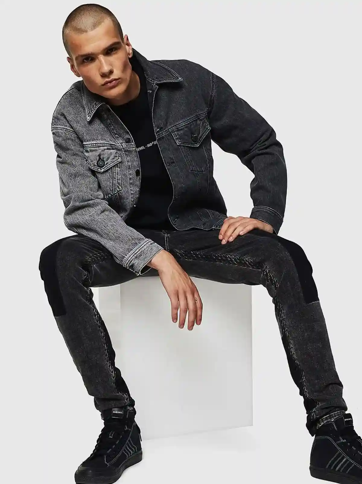 Black Colour-block denim jacket