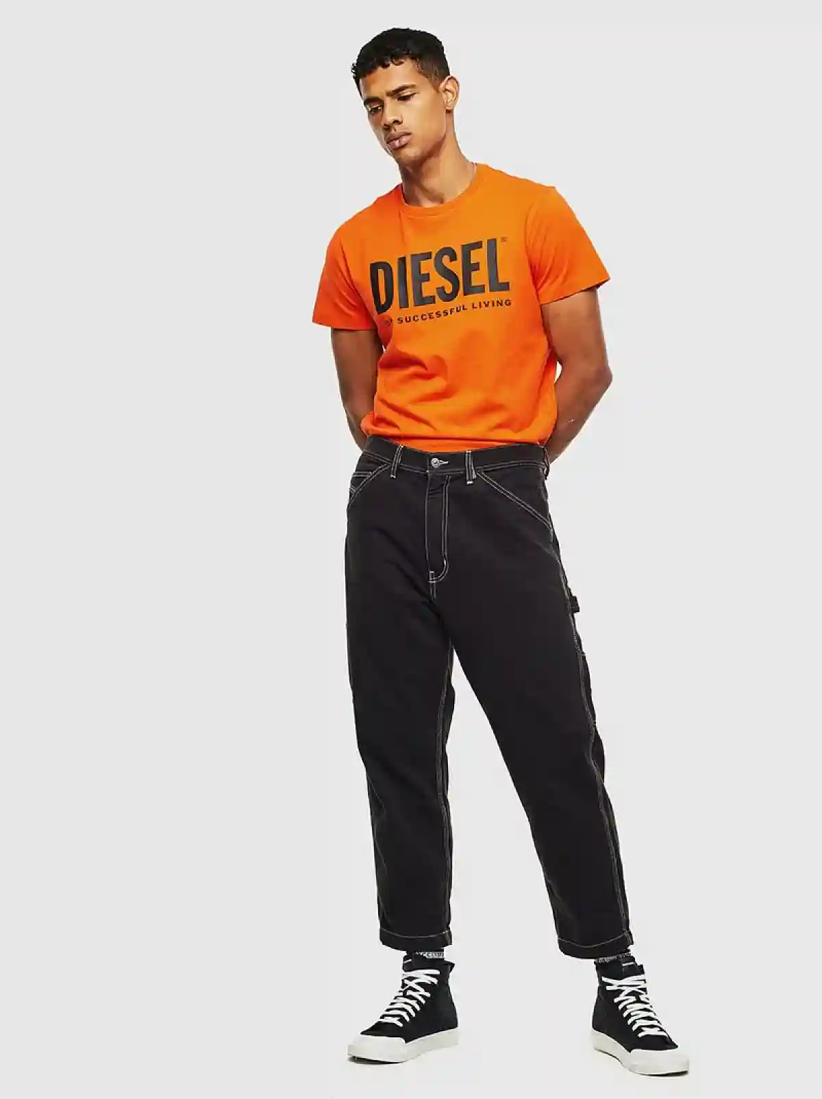 Orange Logo T-shirt in fine cotton jersey